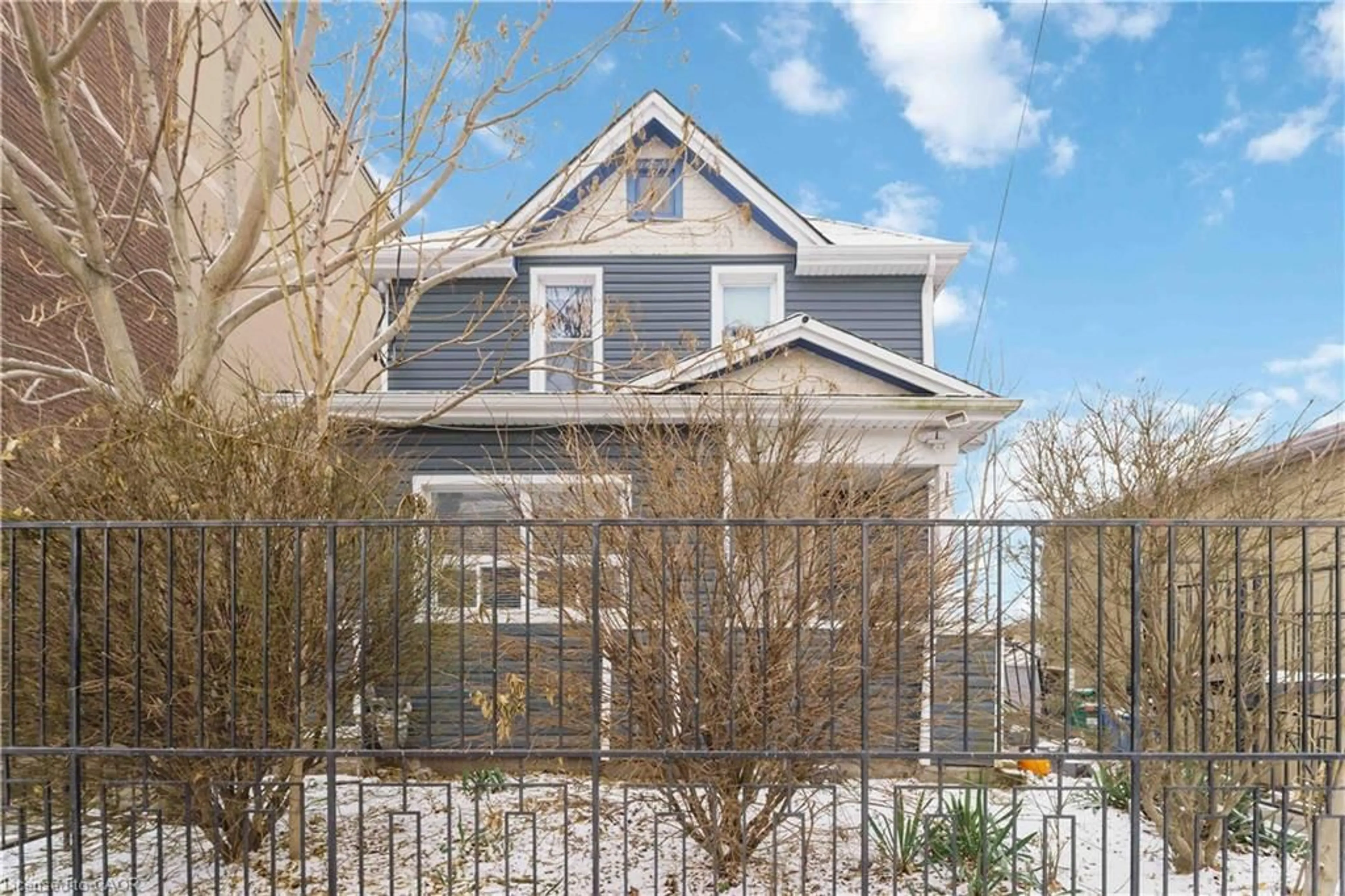 Unknown for 108 Queenston St, St. Catharines Ontario L2R 2Z3