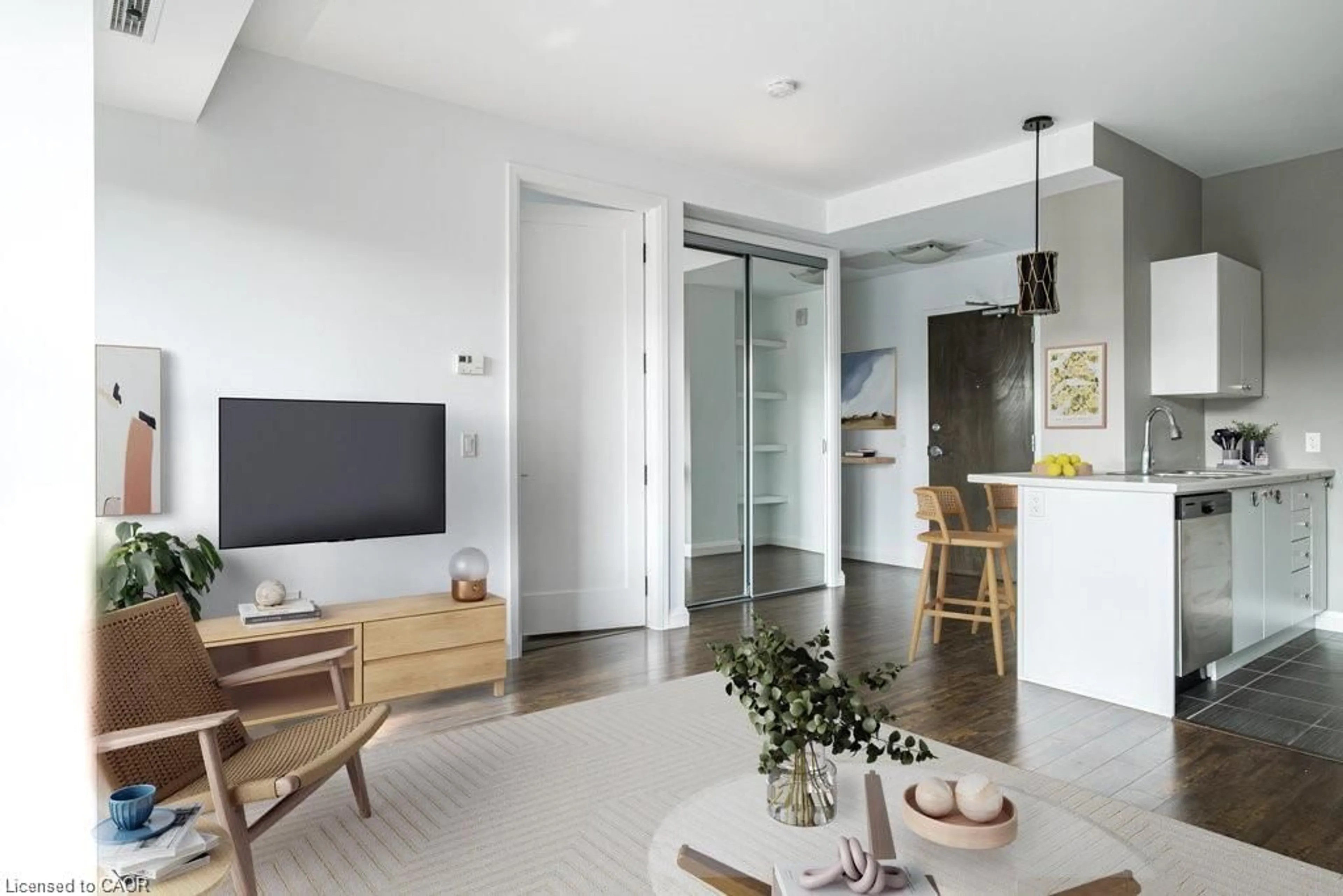 Unknown for 112 King St #412, Hamilton Ontario L8N 1A8