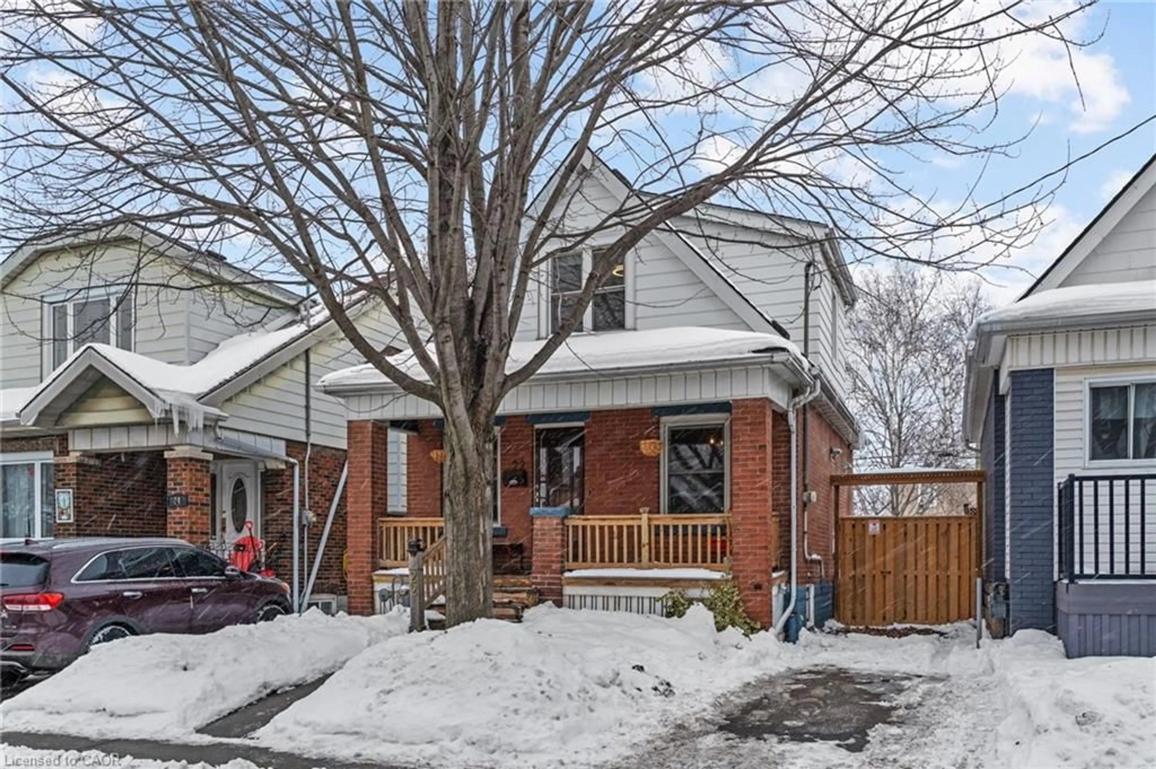 Home with brick exterior material, street for 22 Cope St, Hamilton Ontario L8H 5A9