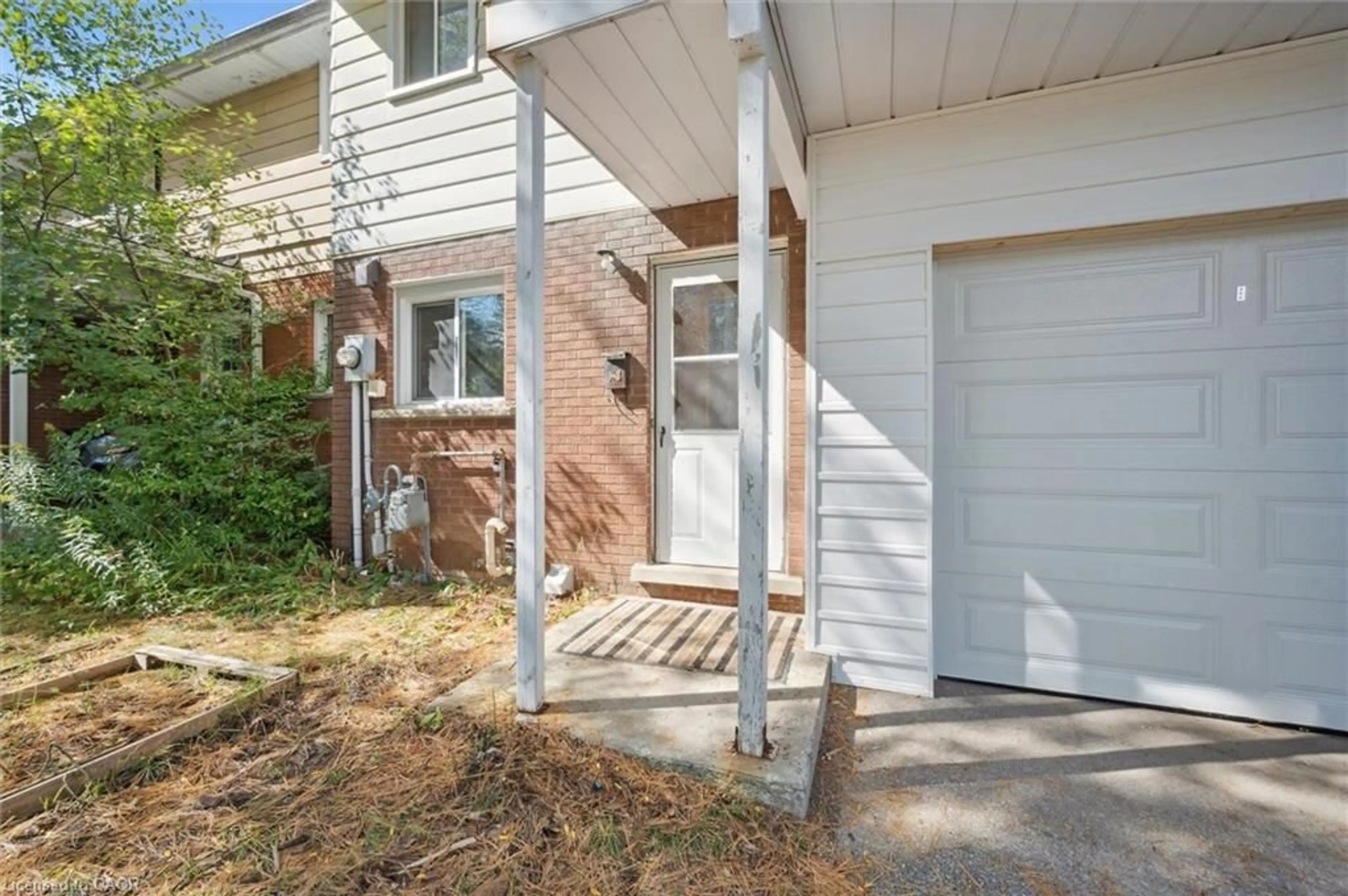 Unknown for 101 Churchill St, Waterloo Ontario N2L 2X1