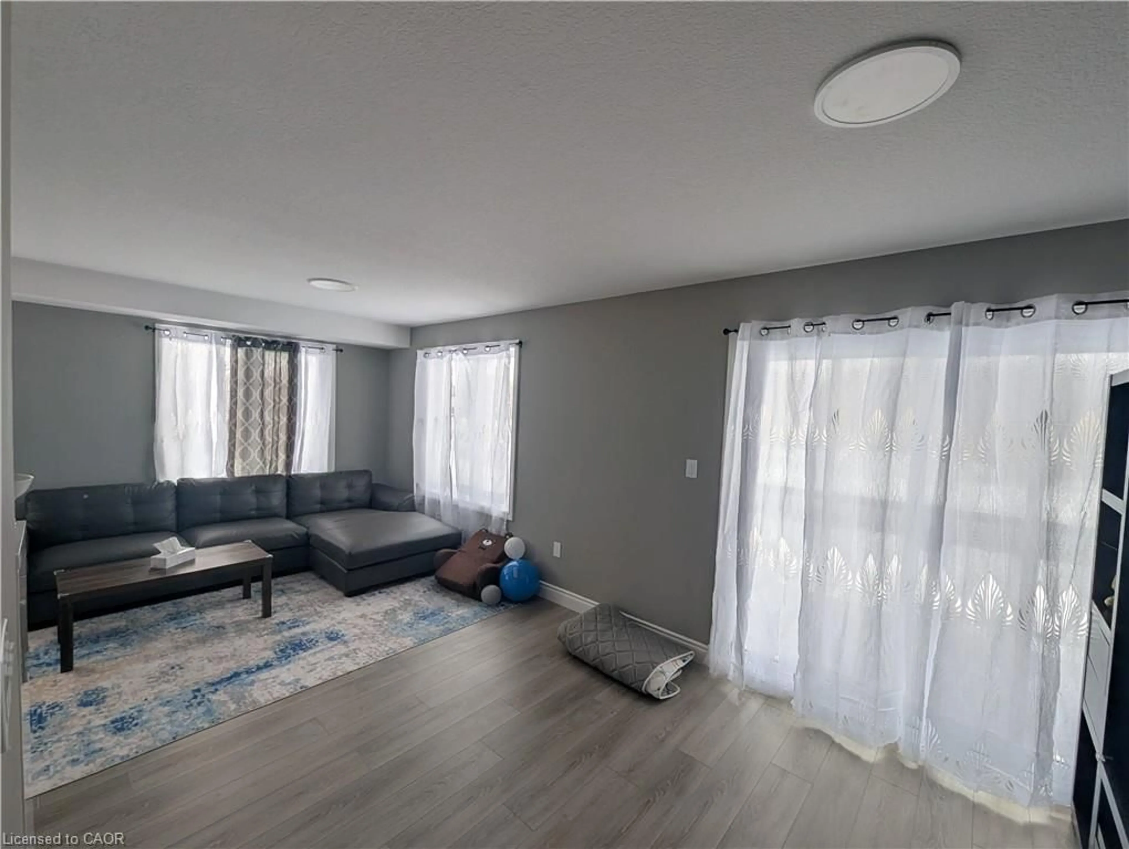 A pic of a room for 379 Romeo St #2, Stratford Ontario N5A 0K4