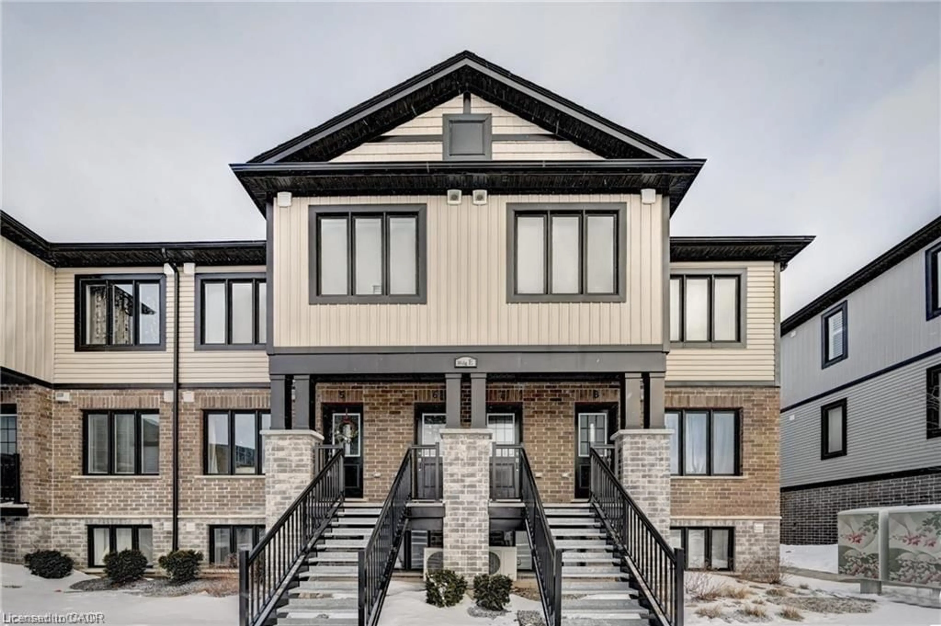 Home with brick exterior material, unknown for 160 Rochefort St #E5, Kitchener Ontario N2R 1V5