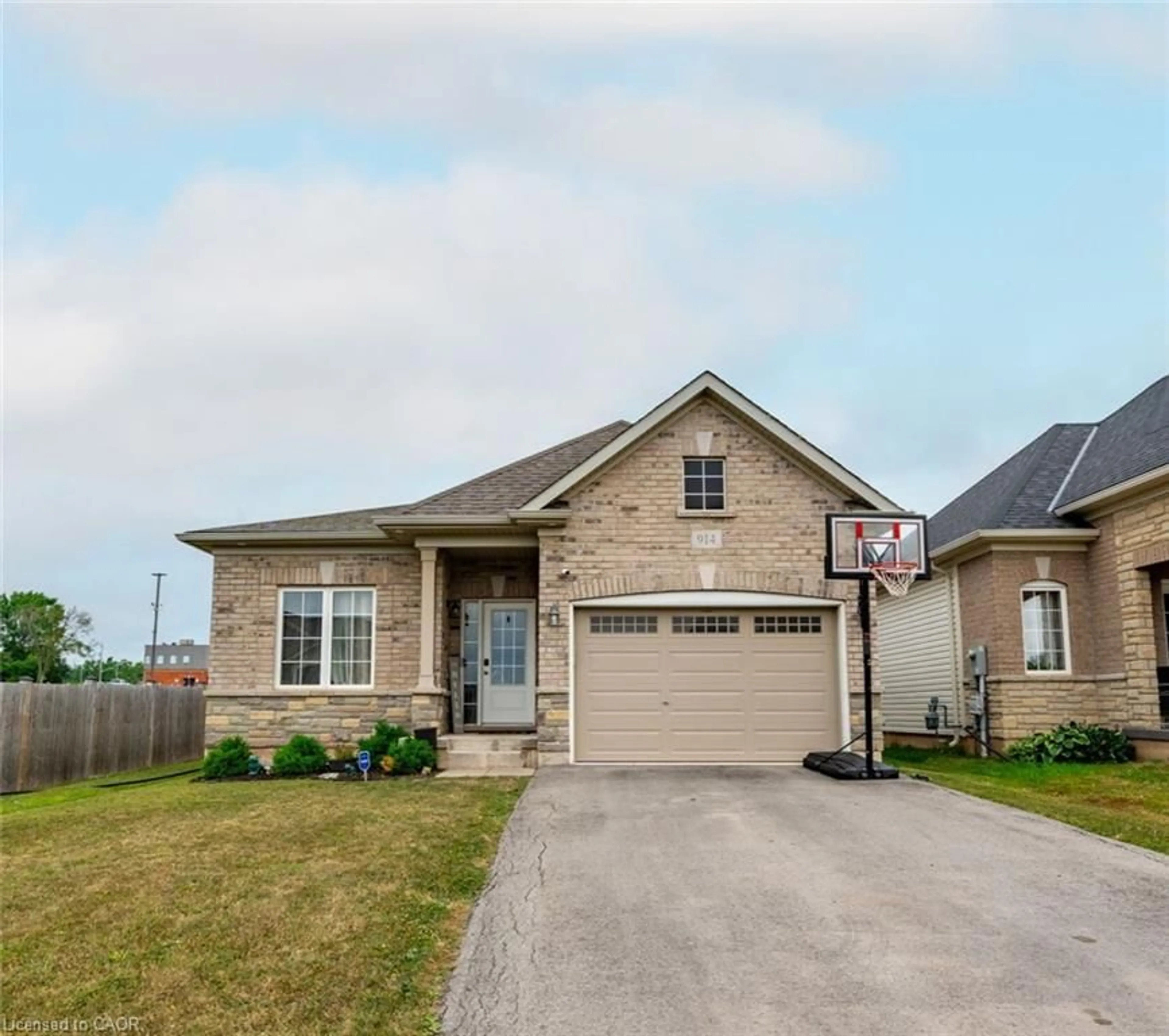 Home with brick exterior material, street for 914 Burwell St, Fort Erie Ontario L2A 0E3