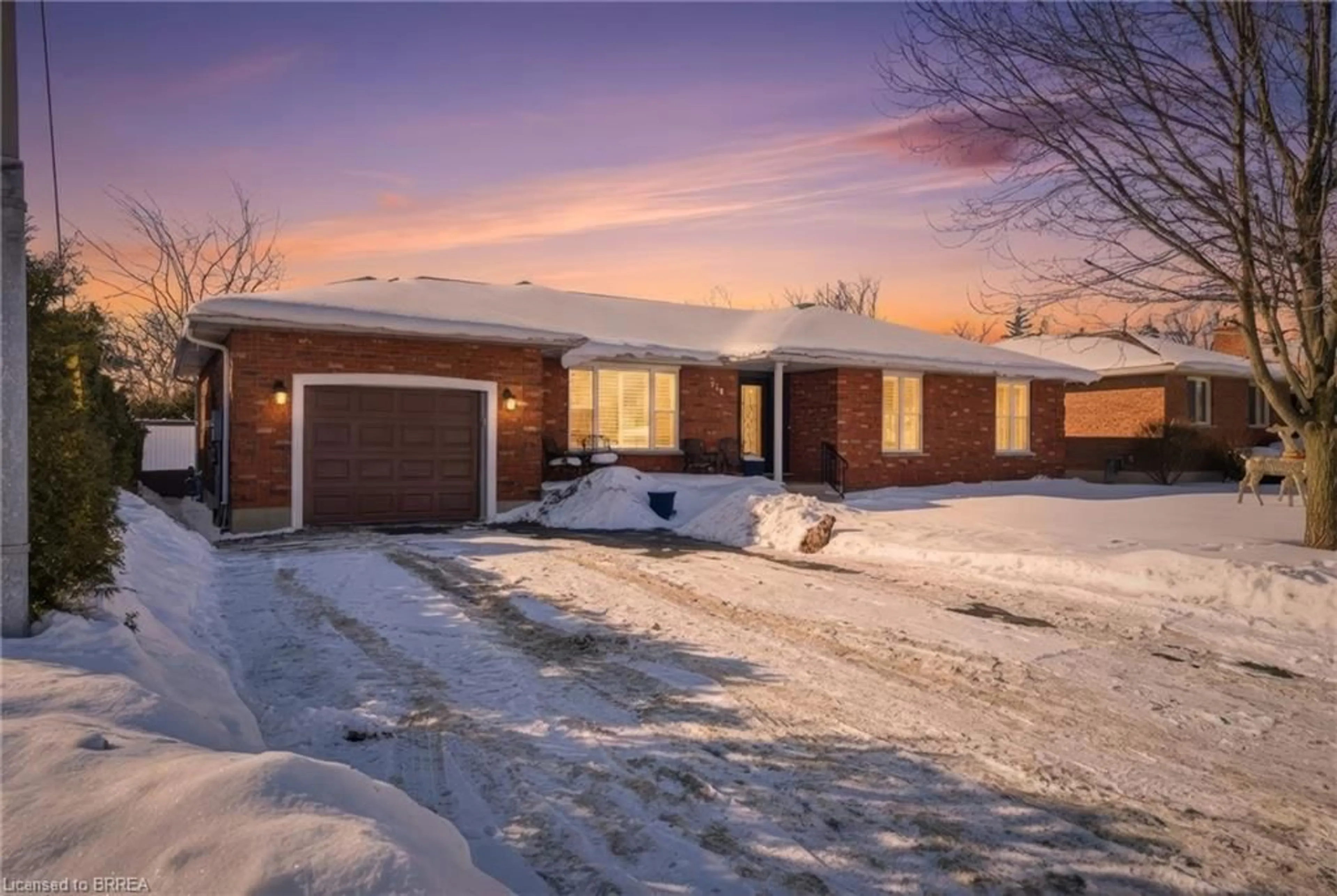 Home with brick exterior material, street for 256 Howard St, Waterford Ontario N0E 1Y0