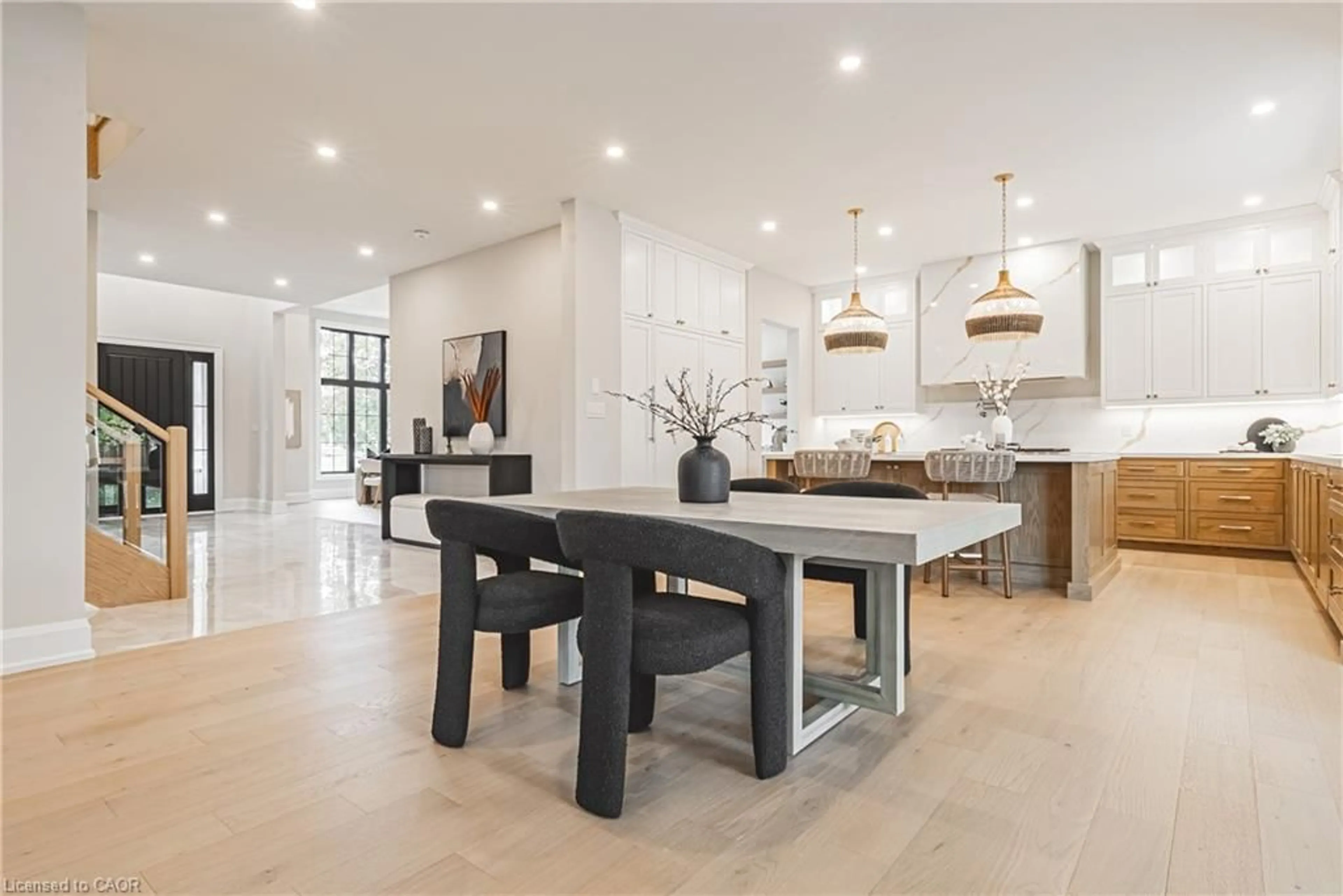 Open concept kitchen, ceramic/tile floor for 362 Harmony Hall Dr, Ancaster Ontario L9G 2T4