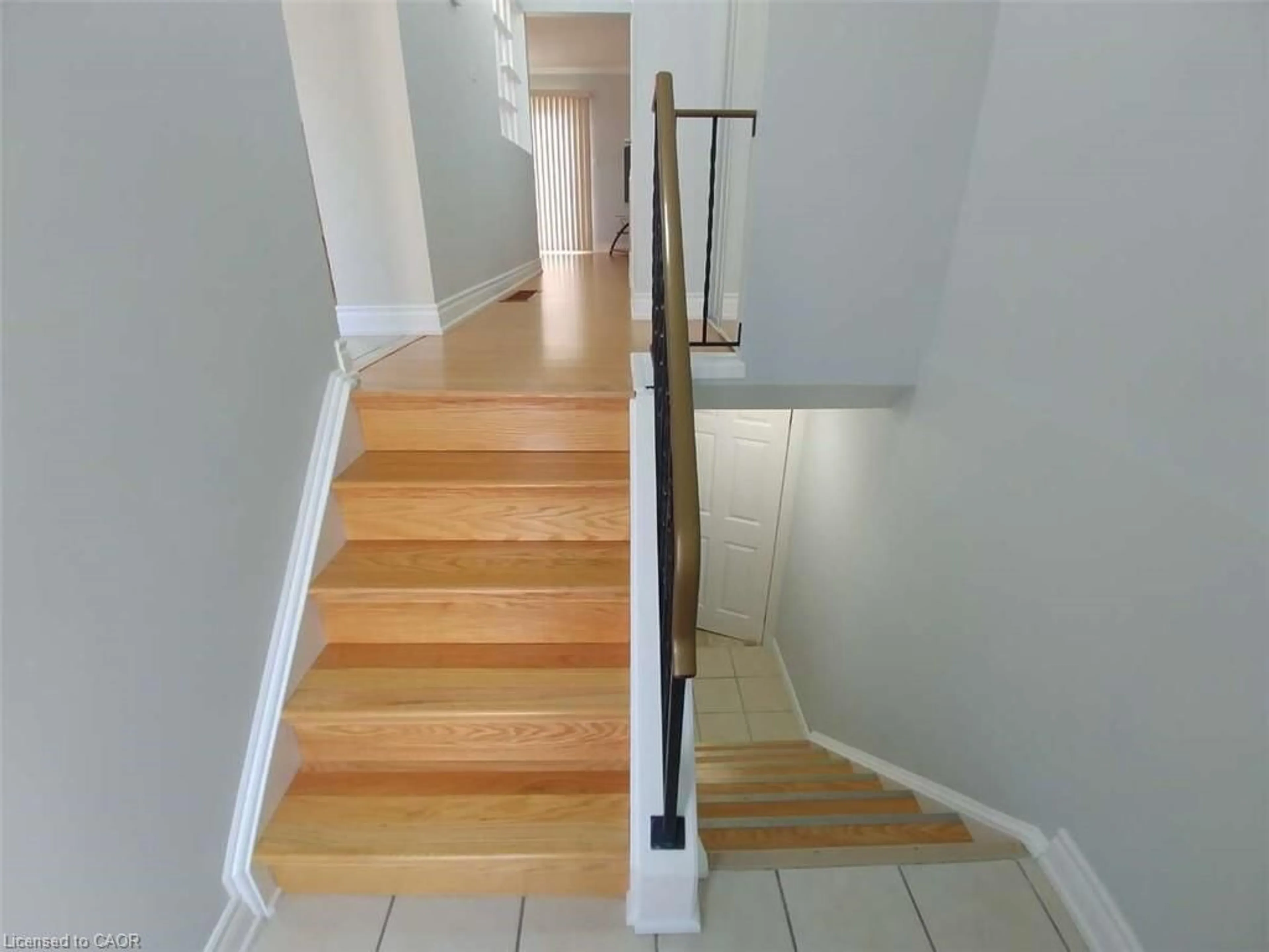 Stairs for 1115 Paramount Dr #58, Stoney Creek Ontario L8J 1P6