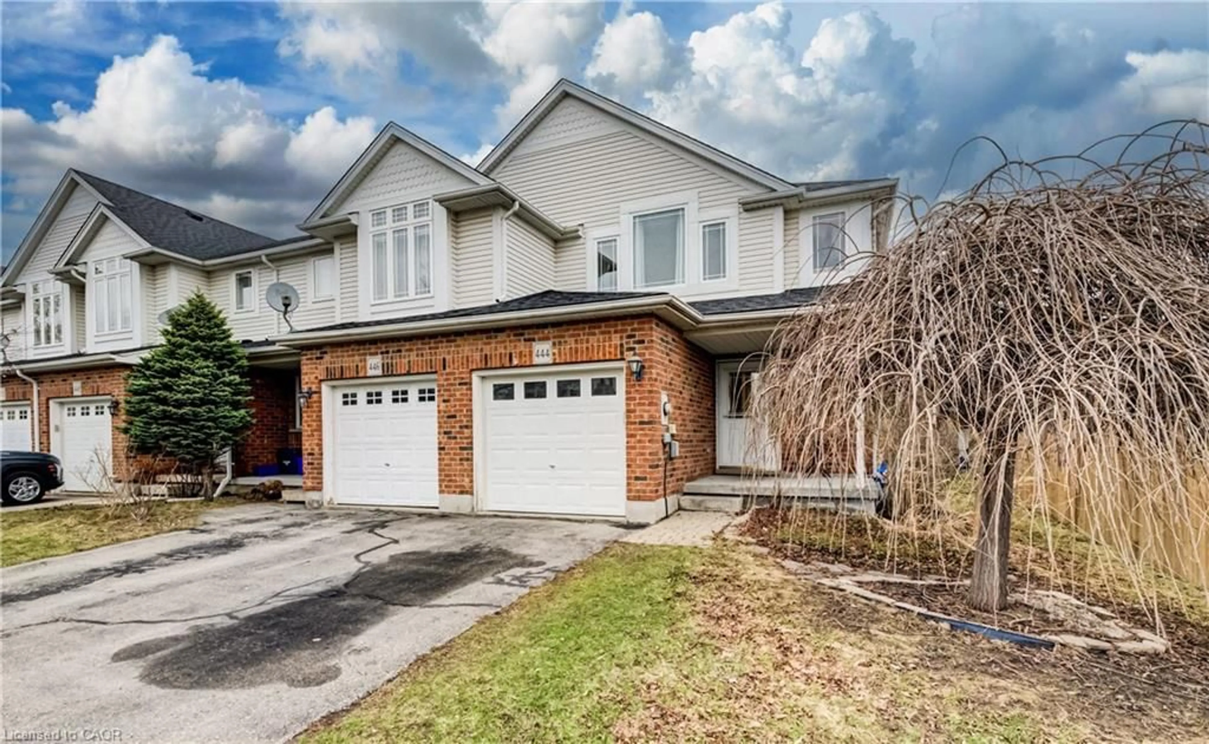 Home with brick exterior material, street for 444 Annapolis Crt, Waterloo Ontario N2K 4E7