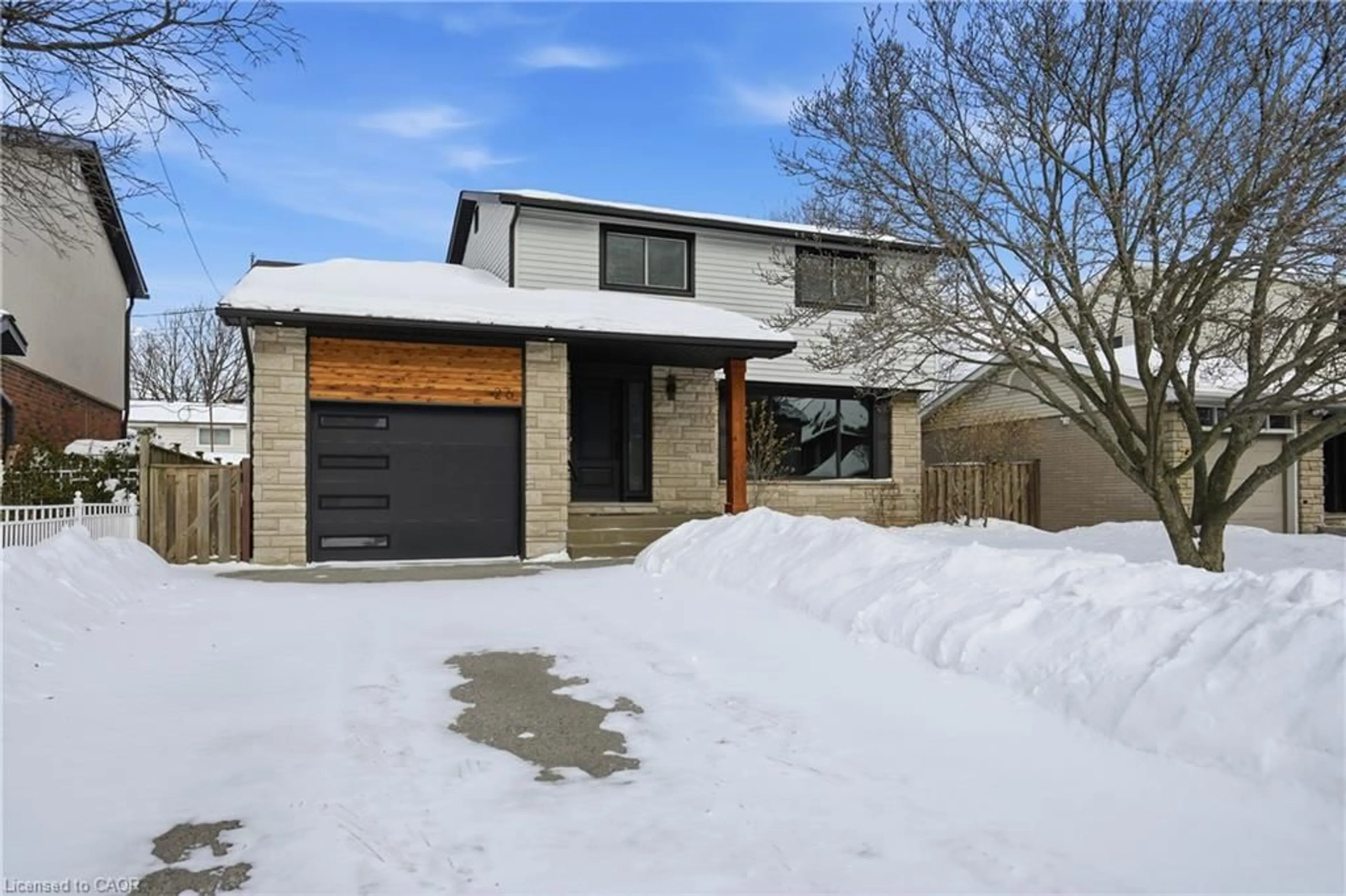 Home with brick exterior material, street for 26 Clifton Downs Rd, Hamilton Ontario L9C 2P2