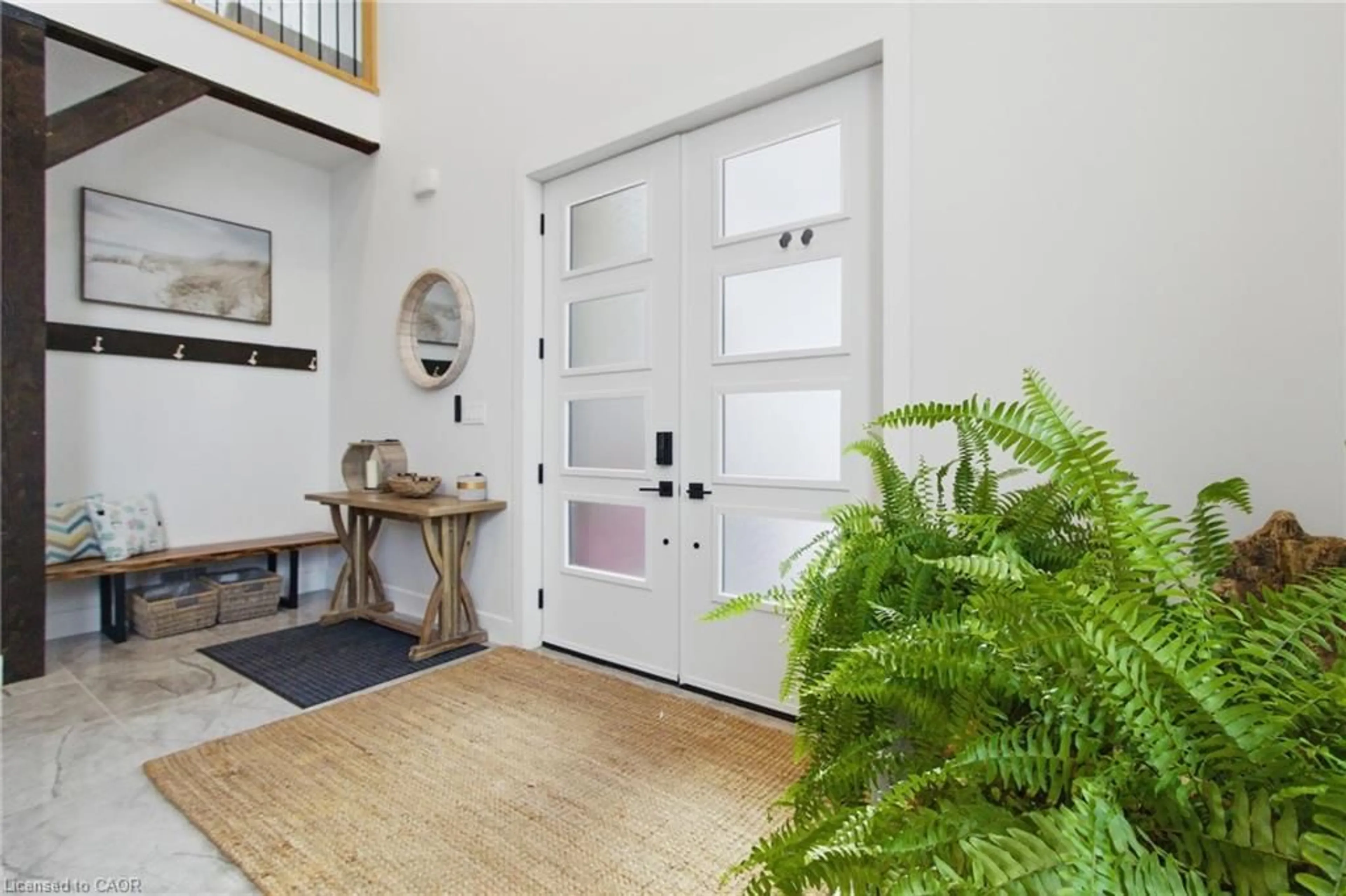 Indoor entryway for 5 Archibald Dr, Port Rowan Ontario N0E 1M0