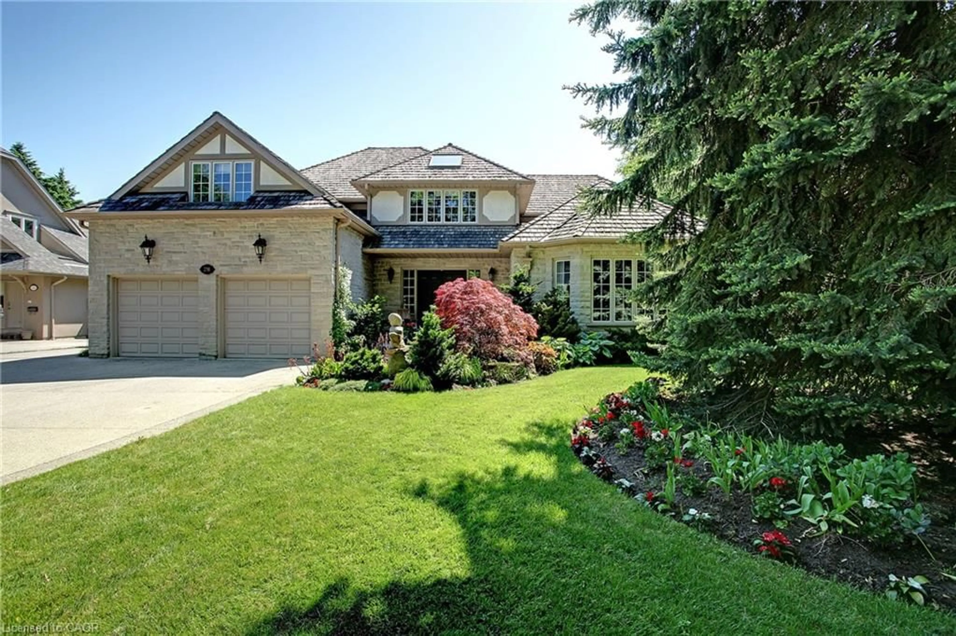 Home with brick exterior material, street for 238 Elton Park Rd, Oakville Ontario L6J 4C1