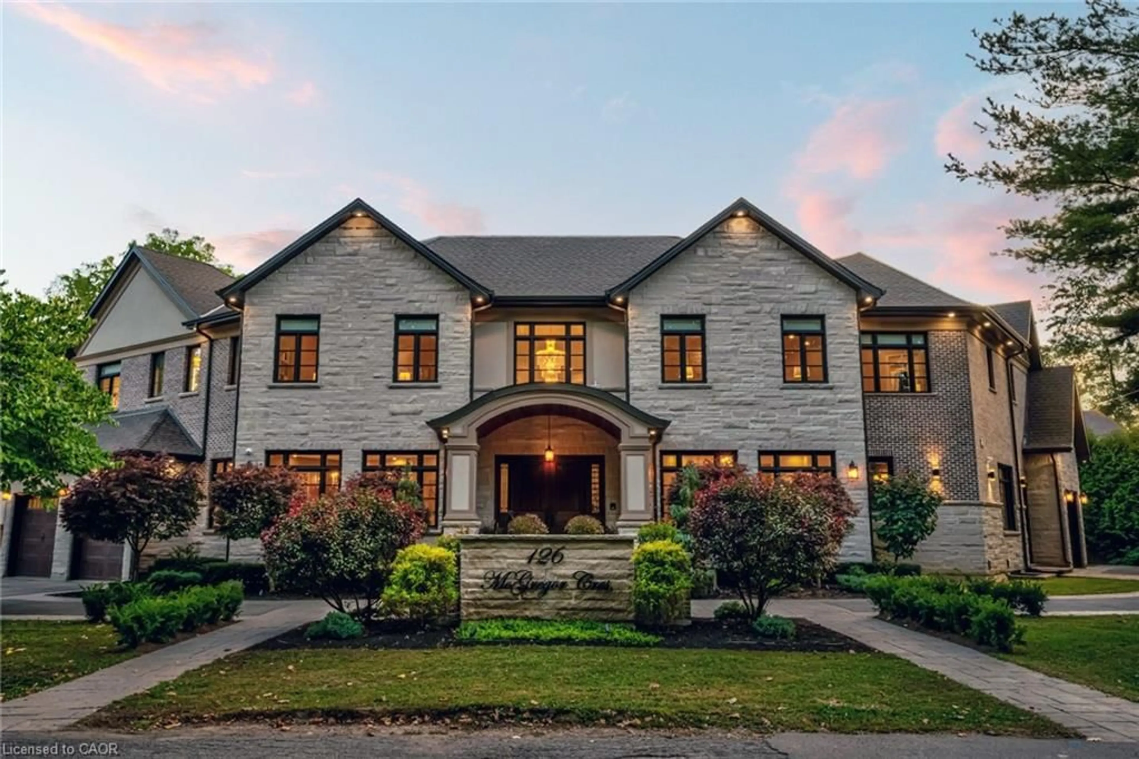 Home with brick exterior material, building for 126 Mcgregor Cres, Ancaster Ontario L9G 1B5