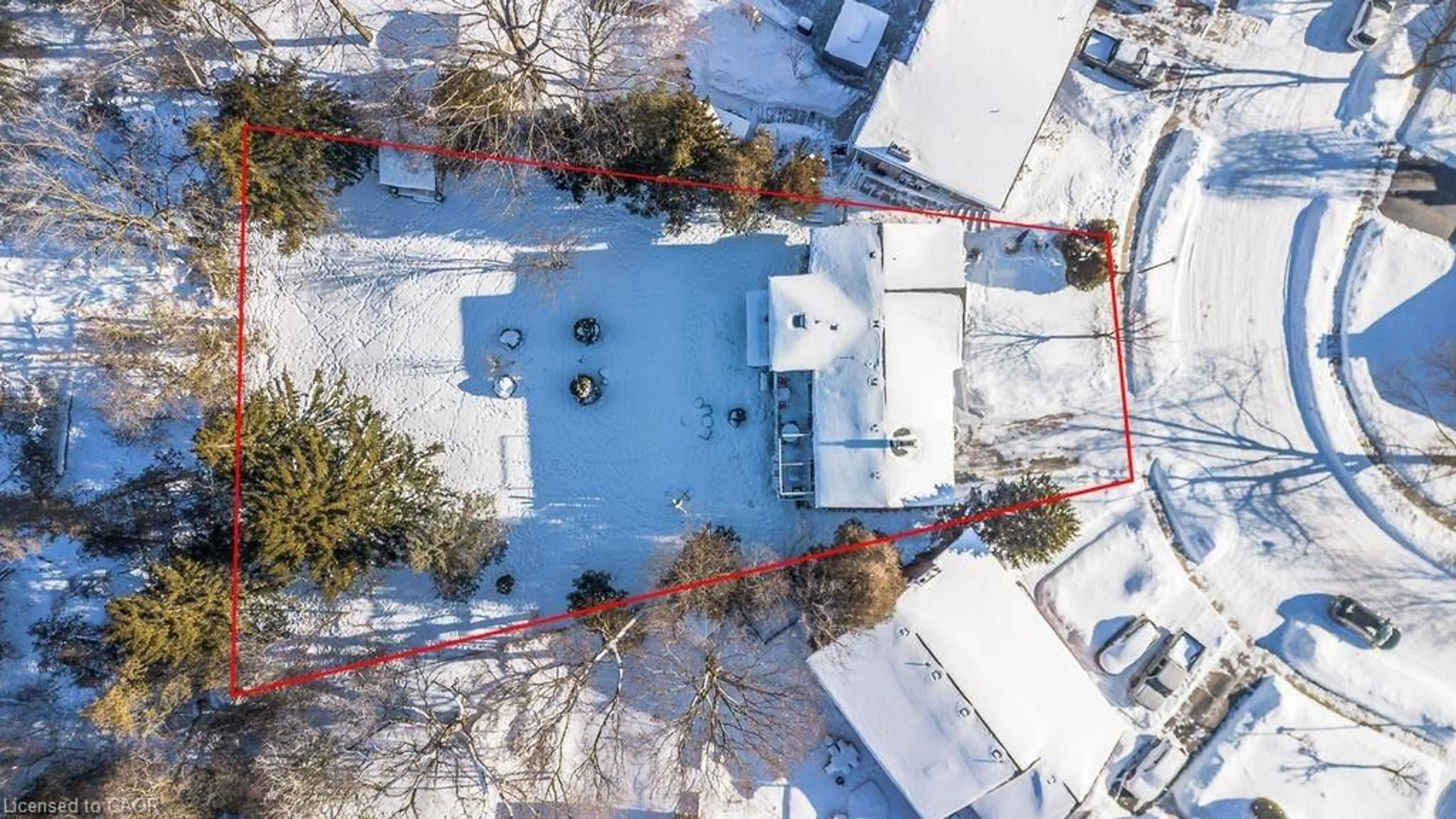 A pic from outside/outdoor area/front of a property/back of a property/a pic from drone, city buildings view from balcony for 1318 Thorman Dr, Cambridge Ontario N3H 1A2