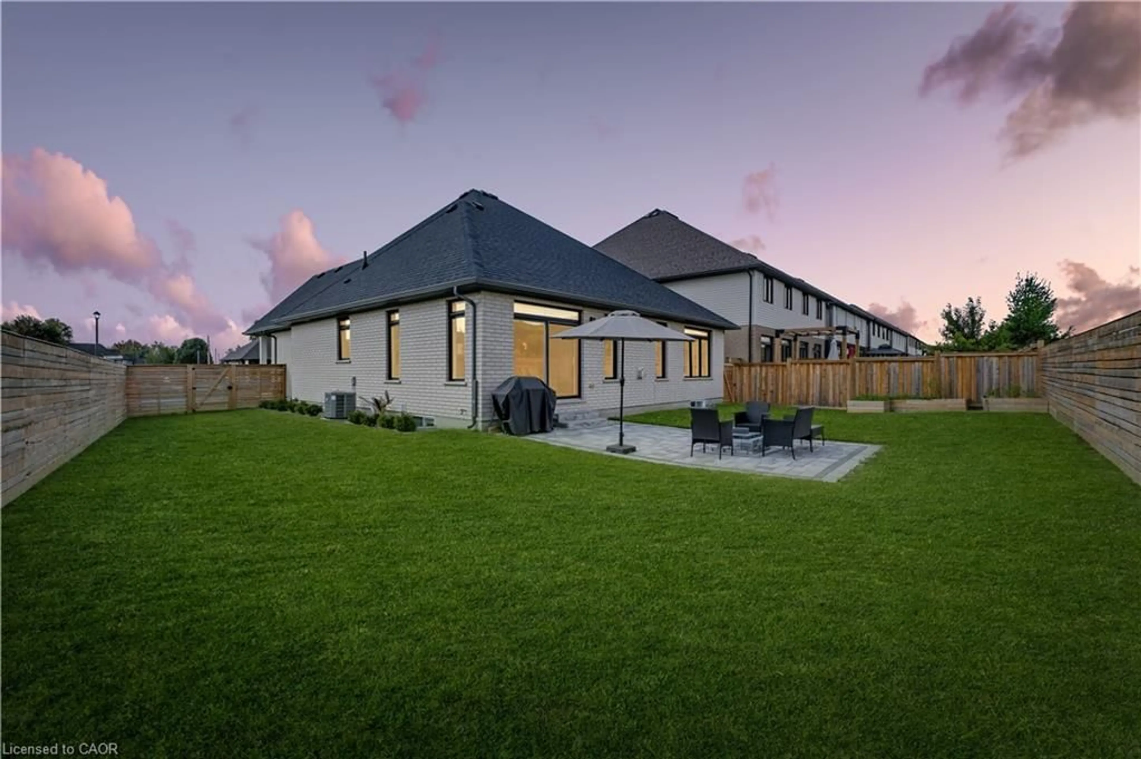 Patio, building for 106 Cutting Dr, Elora Ontario N0B 1S0