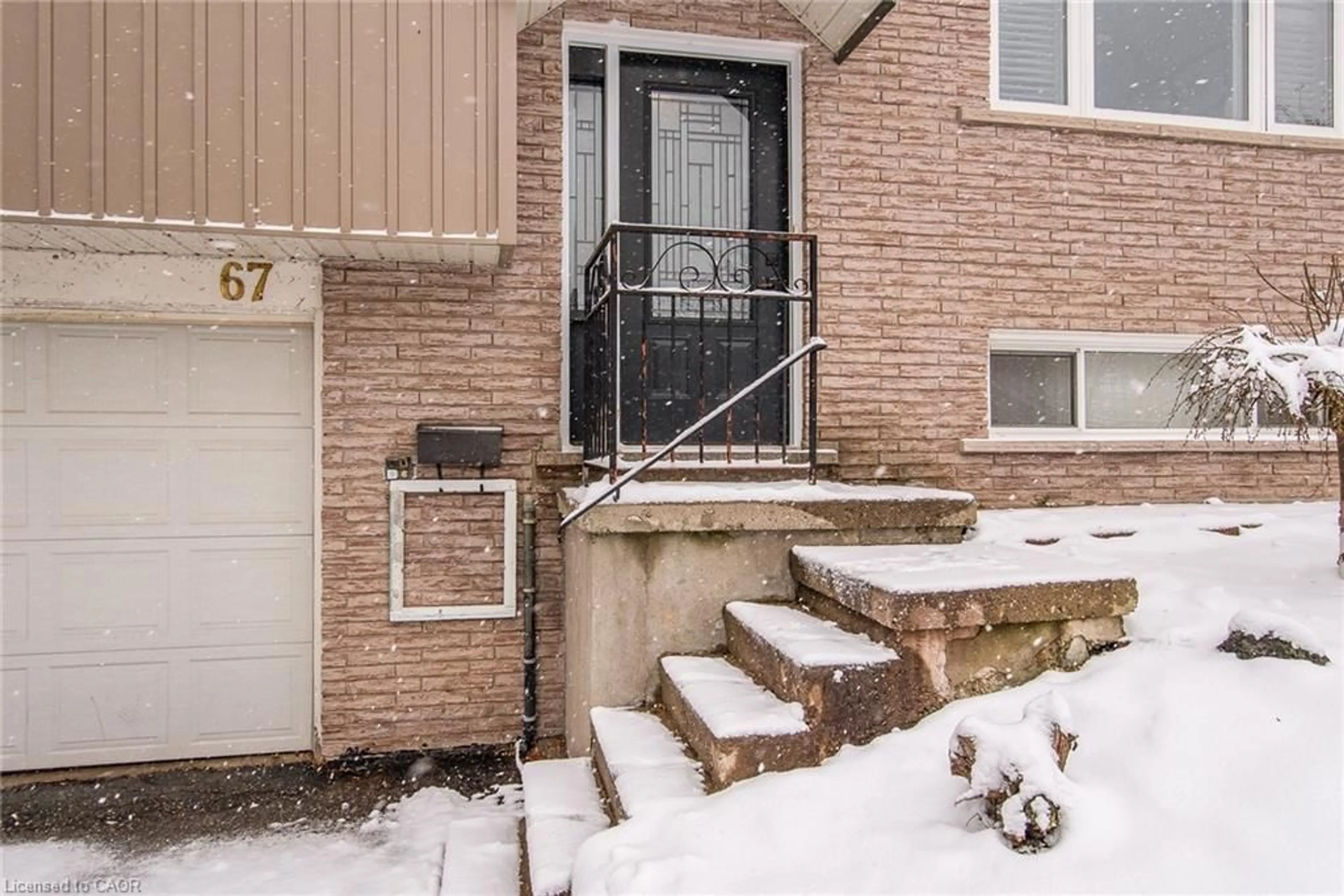 Unknown for 67 Pinemeadow Cres, Waterloo Ontario N2T 1A6