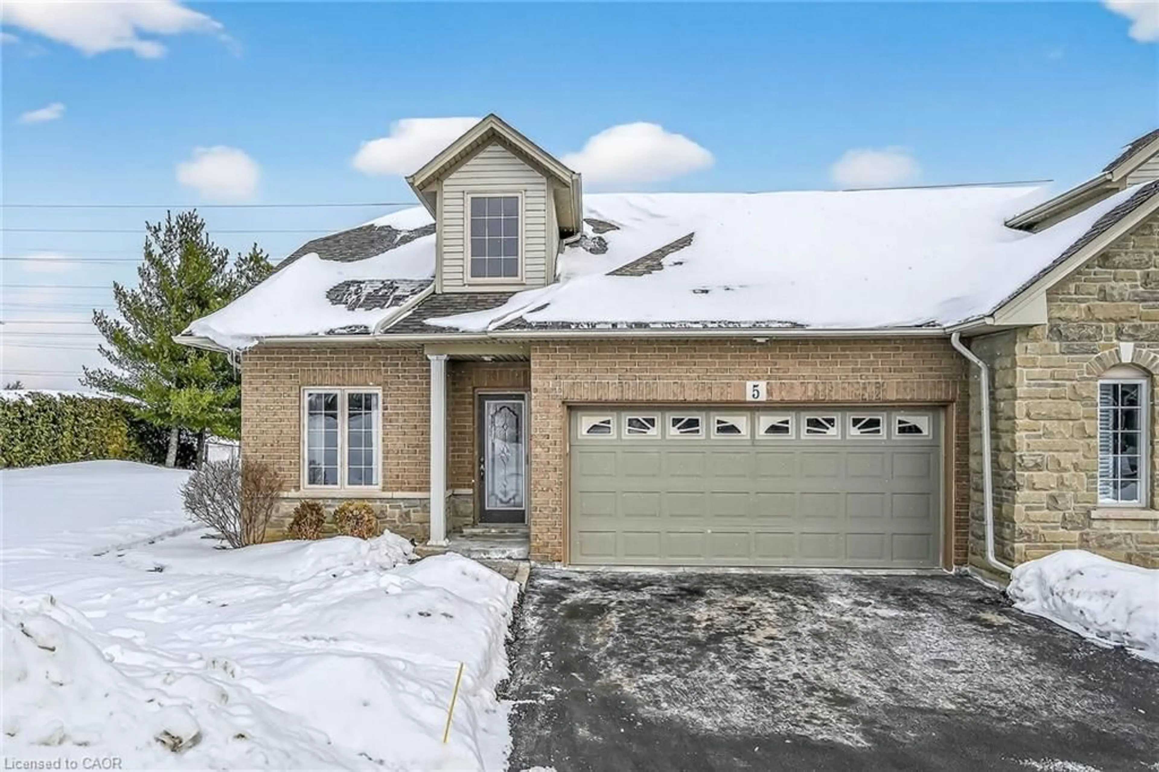 Home with brick exterior material, street for 5 Georgian Trail, Glanbrook Ontario L9B 2X8