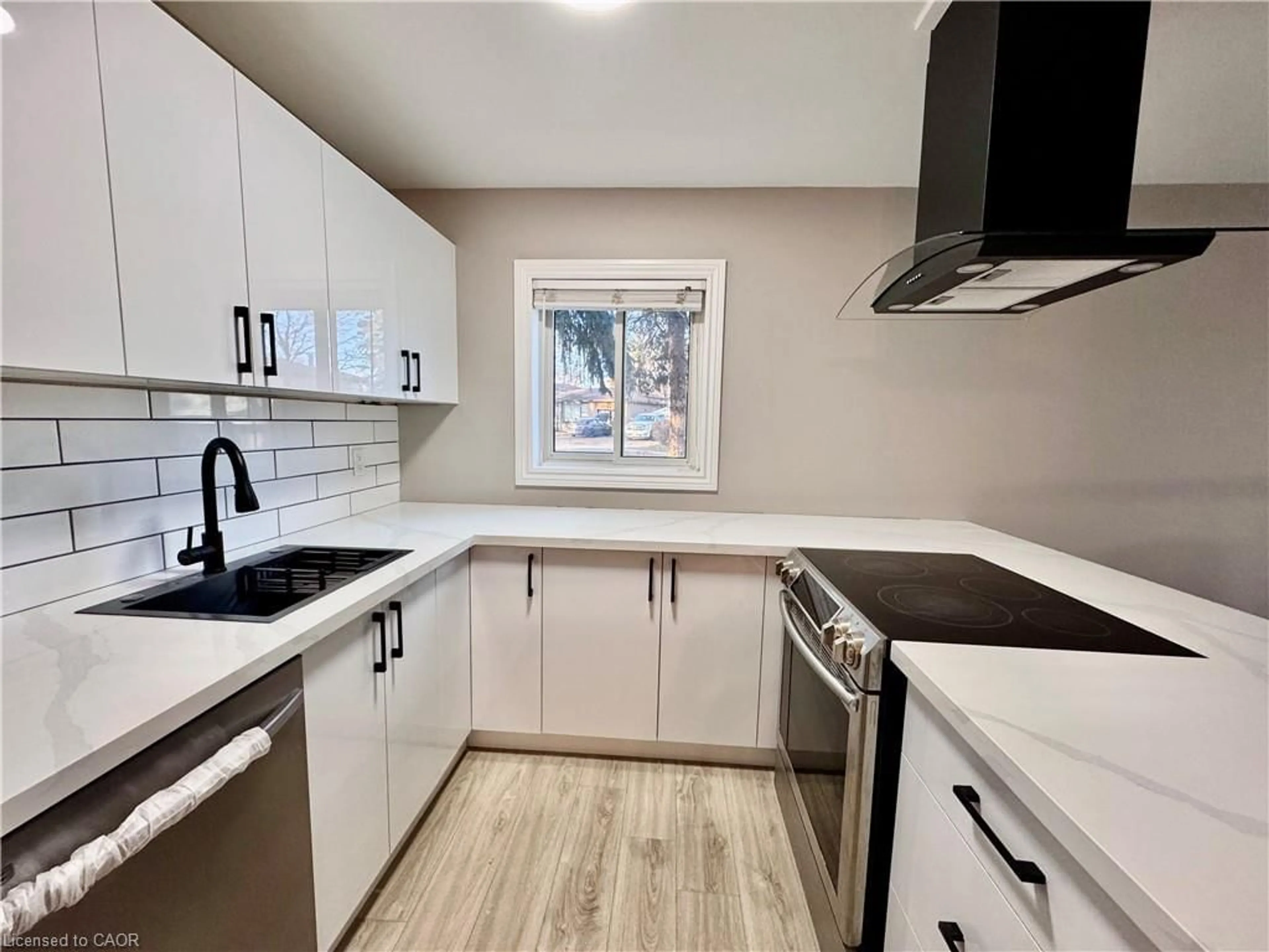 Unknown for 2 Cedar Dr, Orangeville Ontario L9W 2X6