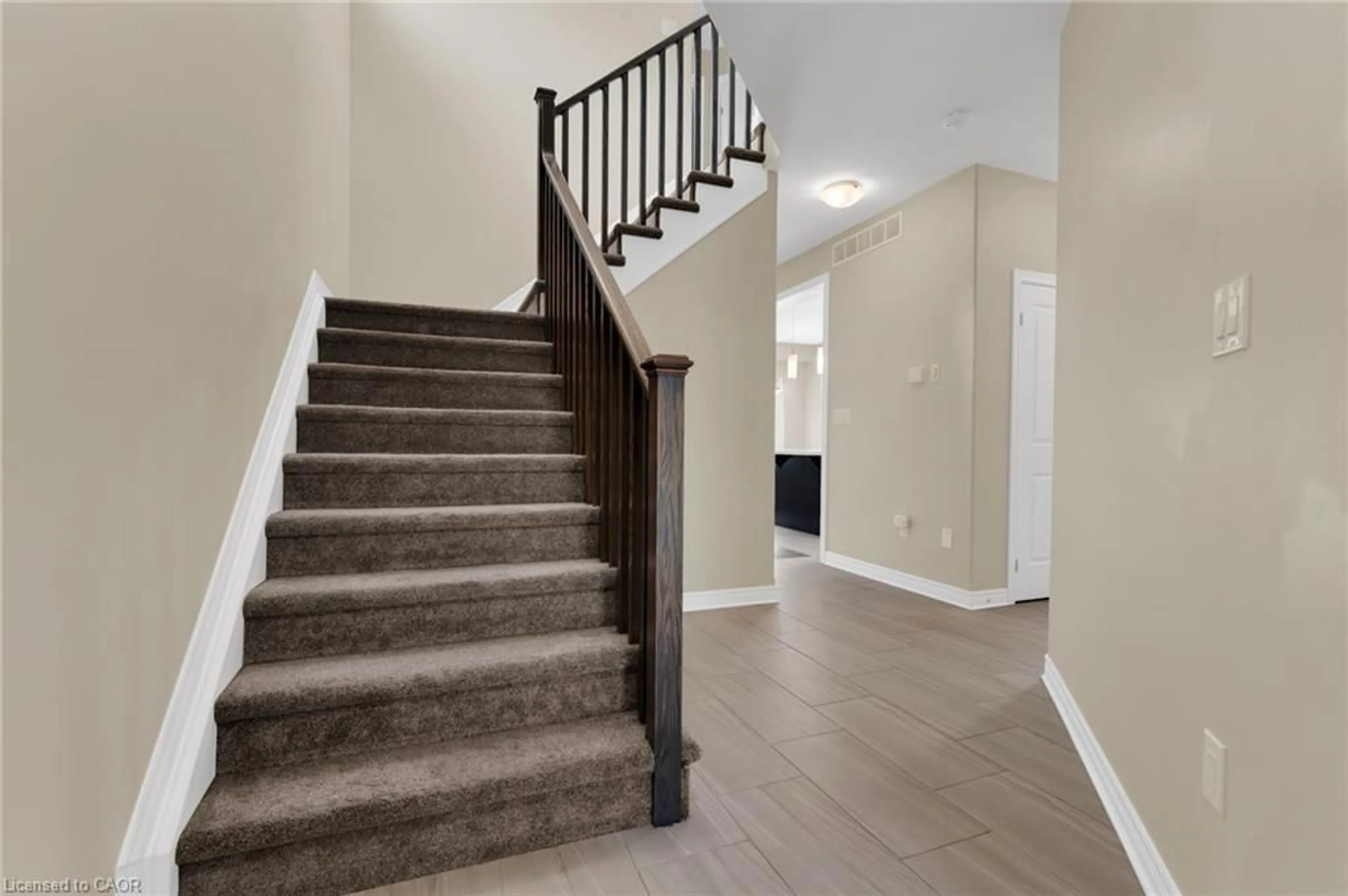 Stairs for 55 Laurent Ave, Welland Ontario L3B 0E2