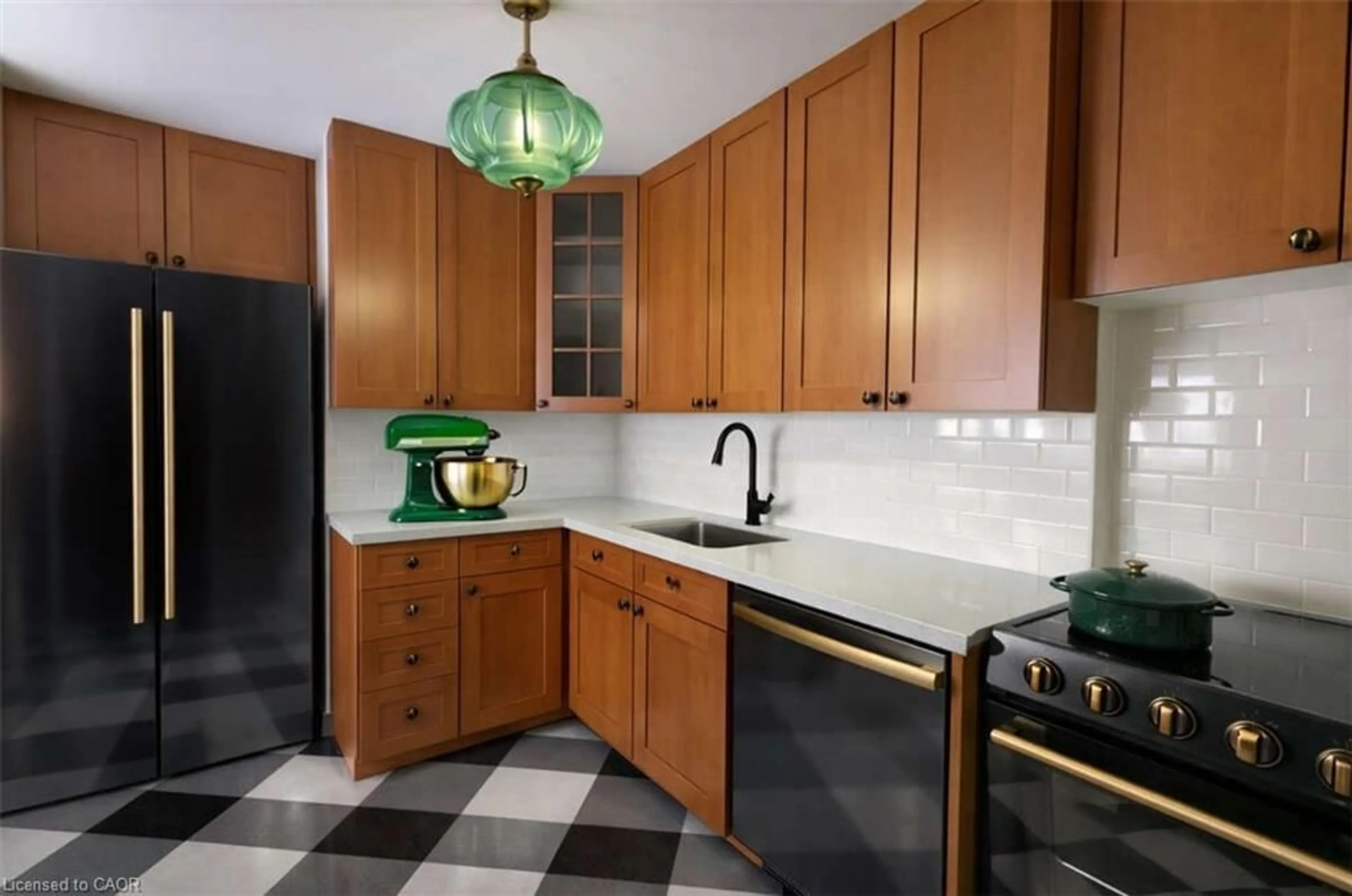 Unknown for 49 Queen St #1004, Mississauga Ontario L5G 4N6