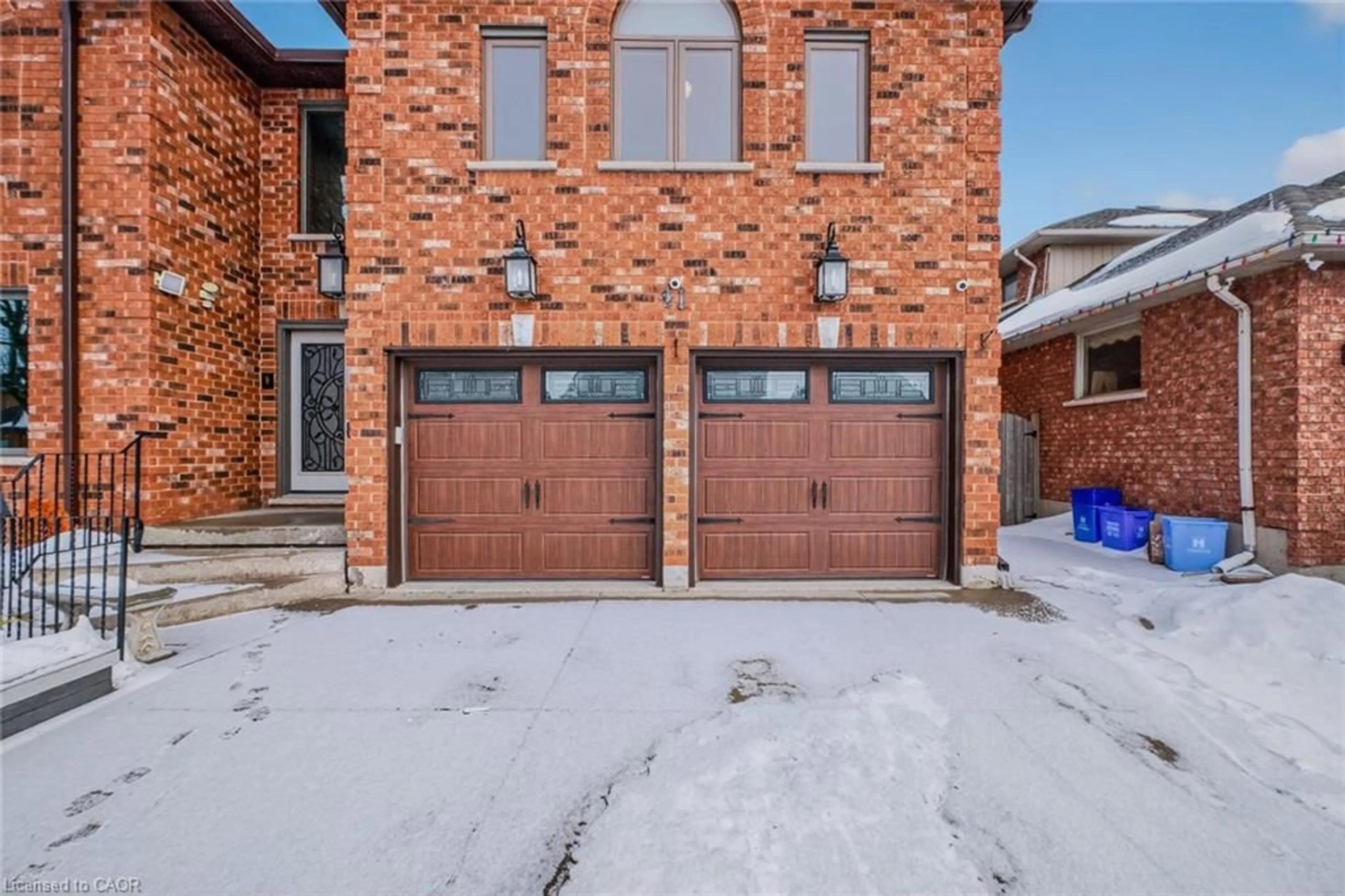 Home with brick exterior material, street for 41 Candor Cres, Stoney Creek Ontario L8E 4X6