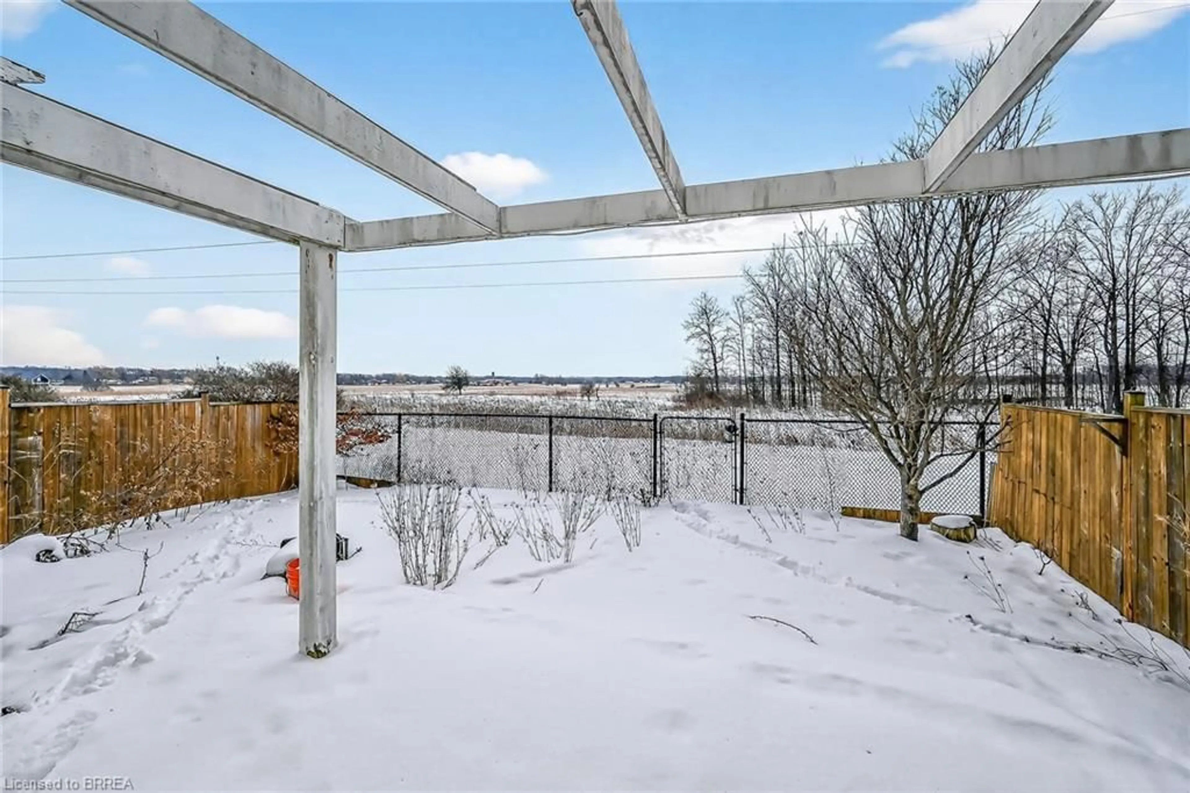 Patio, water/lake/river/ocean view for 165 Voyager Pass, Binbrook Ontario L0R 1C0