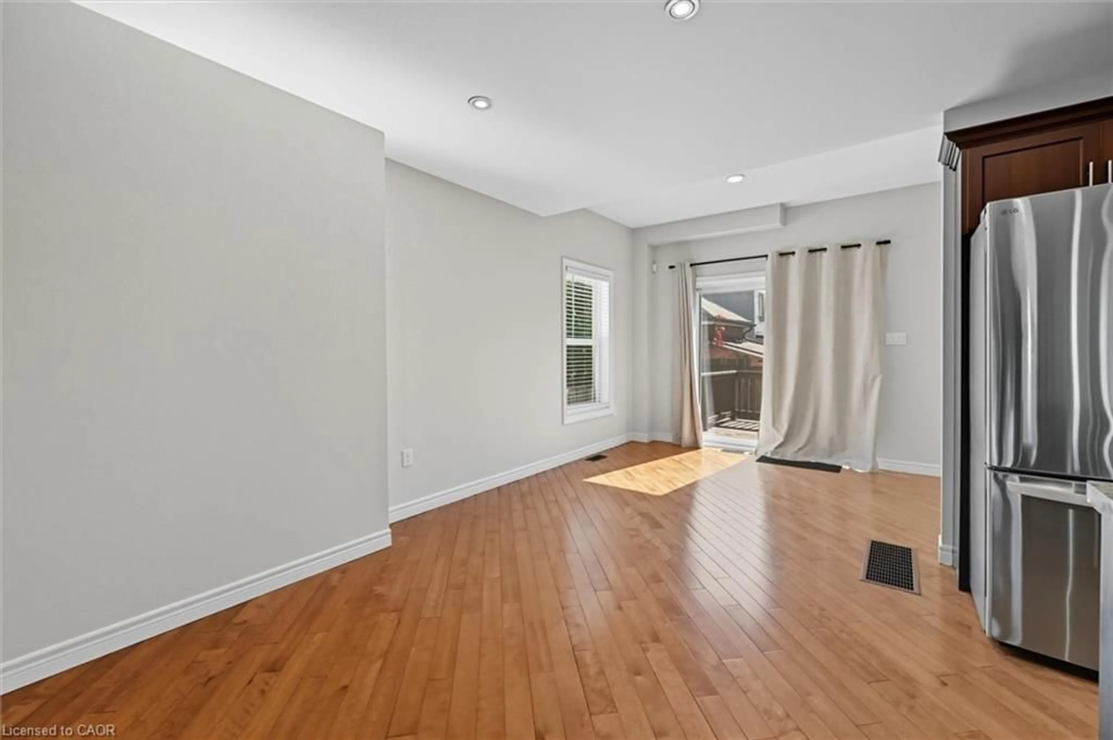 Unknown for 88 Wood St, Hamilton Ontario L8L 3Y4