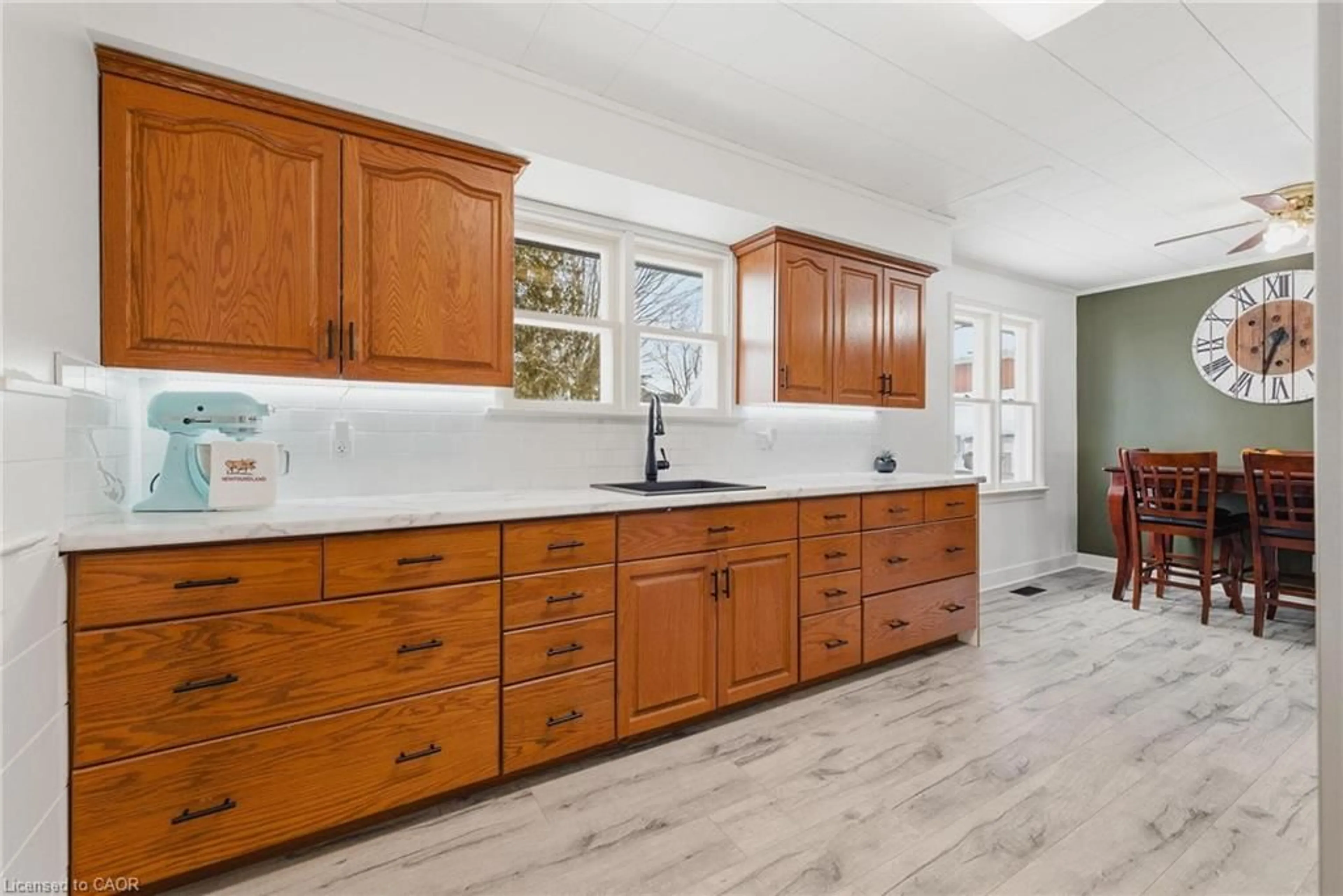 Open concept kitchen, ceramic/tile floor for 340 Binning St, Listowel Ontario N4W 1G6