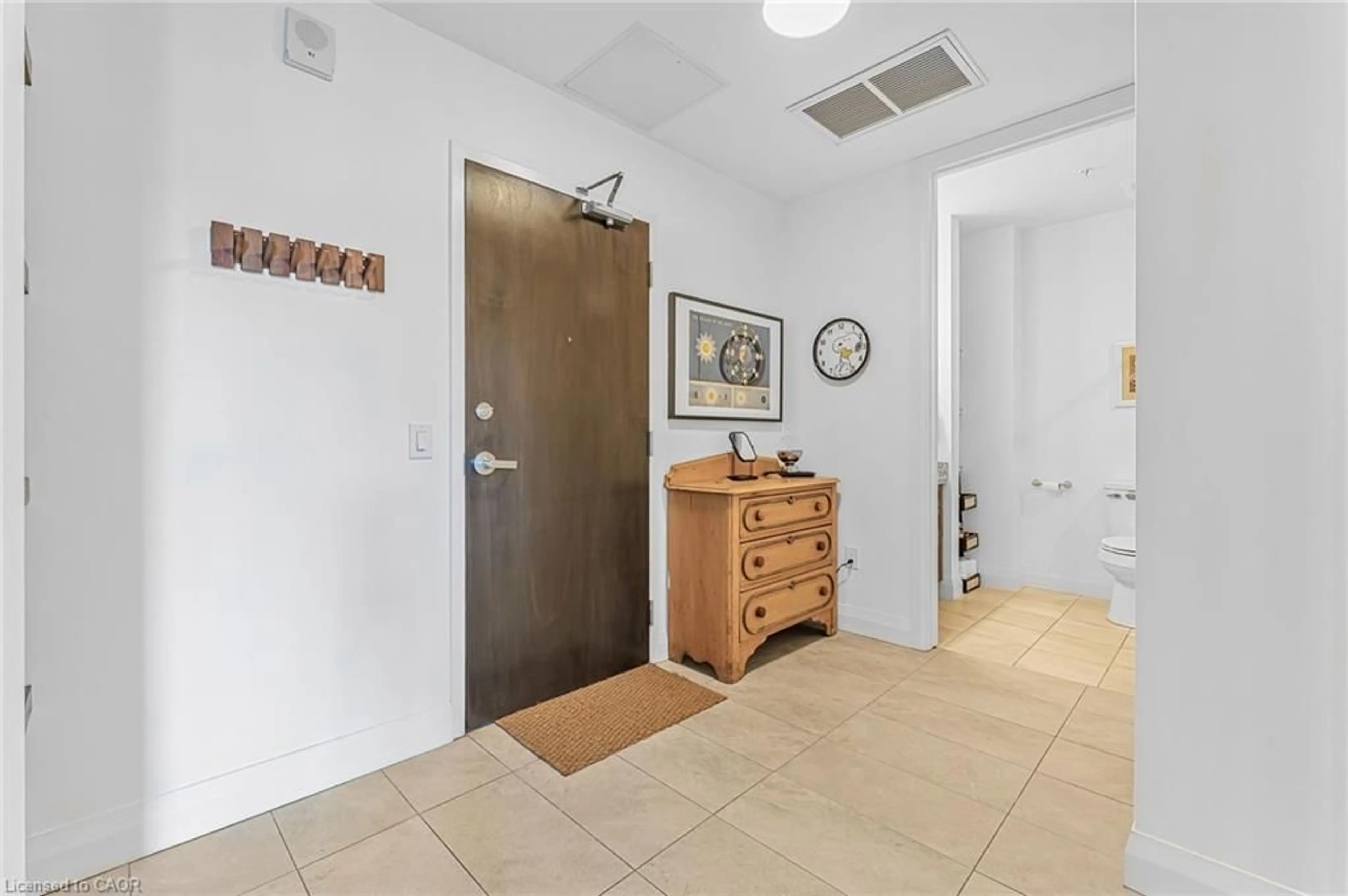 Unknown for 118 King St #415, Hamilton Ontario L8N 0A9