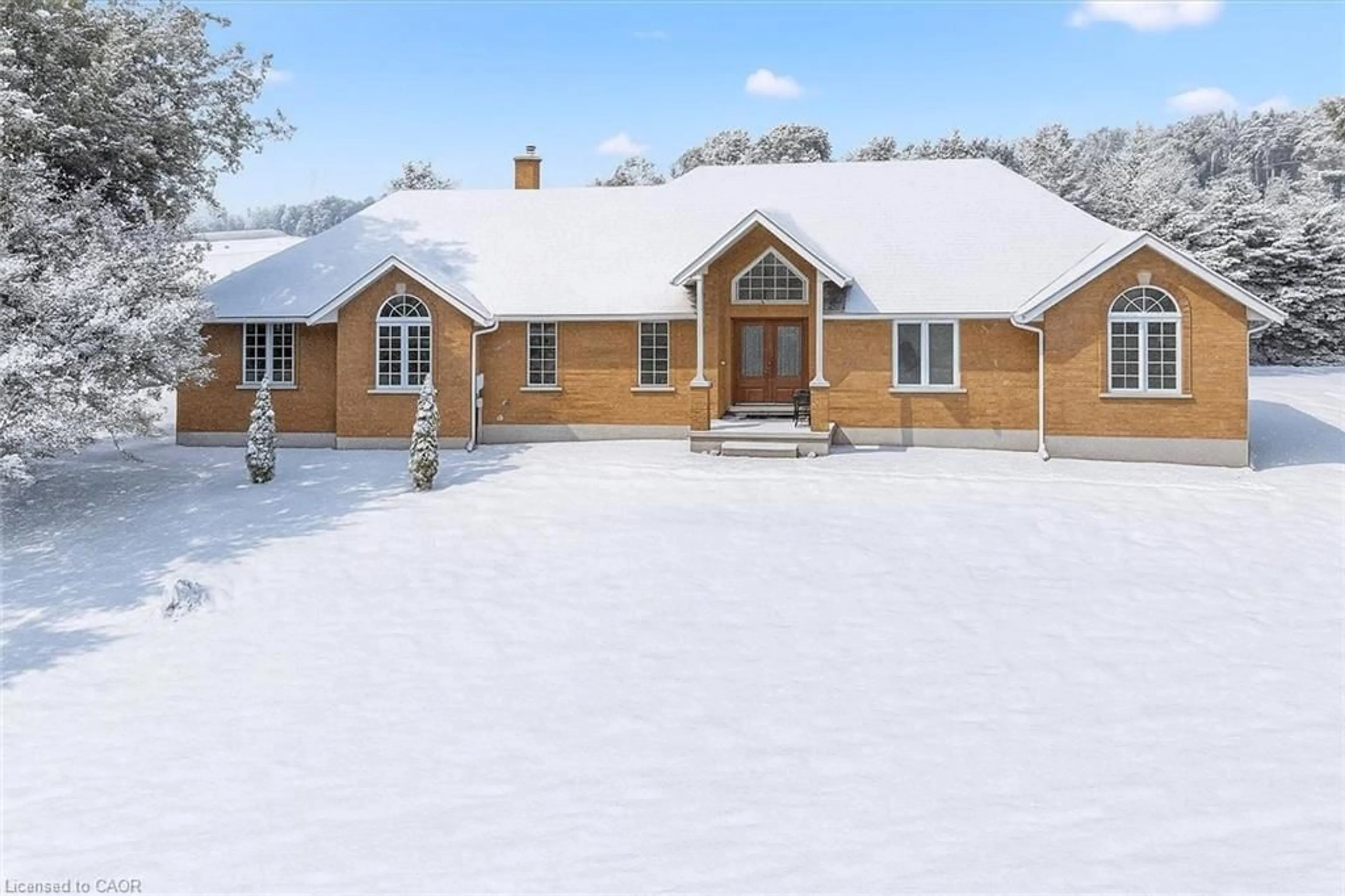 A pic from outside/outdoor area/front of a property/back of a property/a pic from drone, building for 5044 Whitelaw Rd, Guelph/Eramosa Ontario N1H 6J3