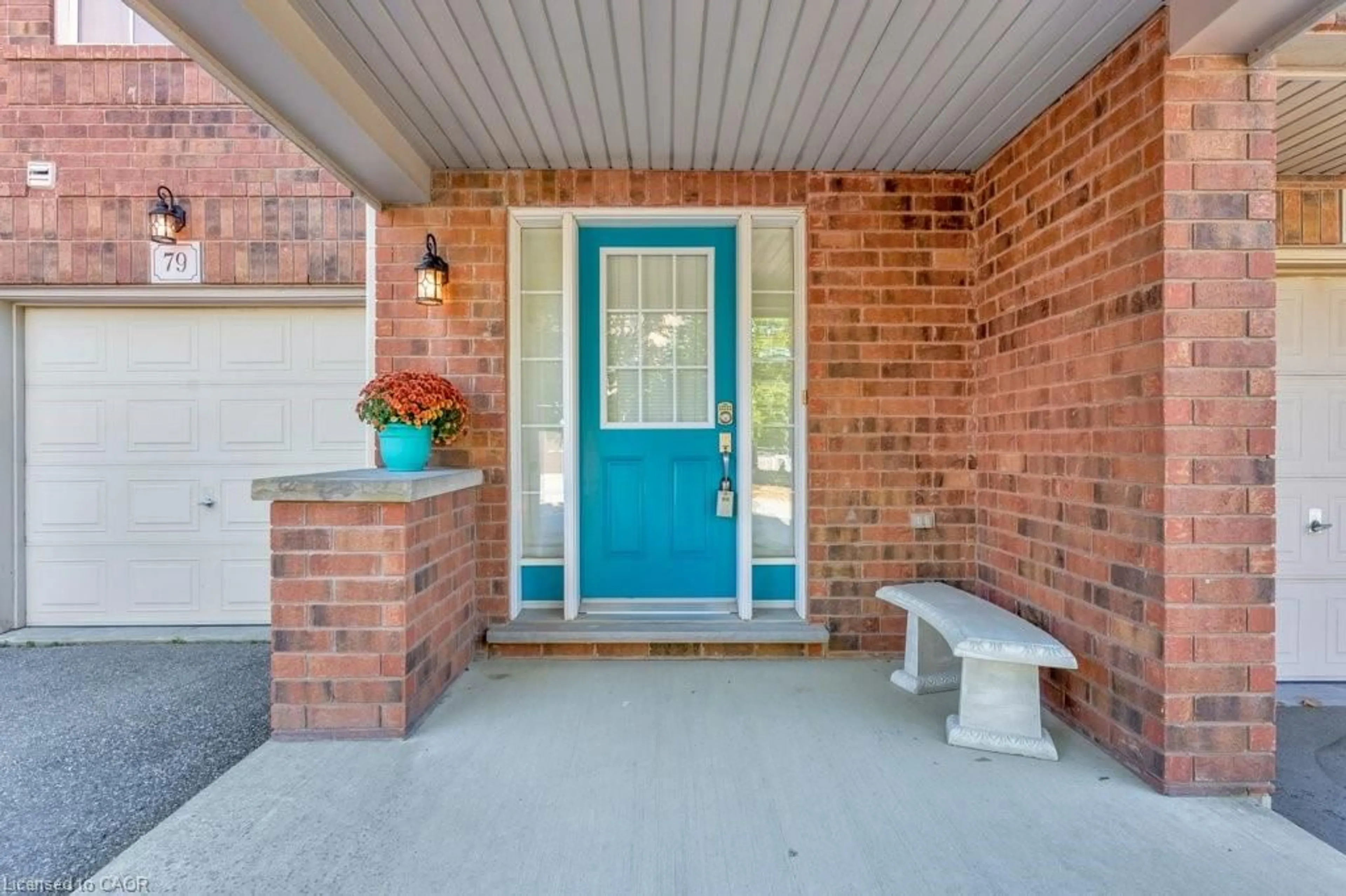 Indoor entryway for 71 Garth Massey Dr #79, Cambridge Ontario N1T 2G8