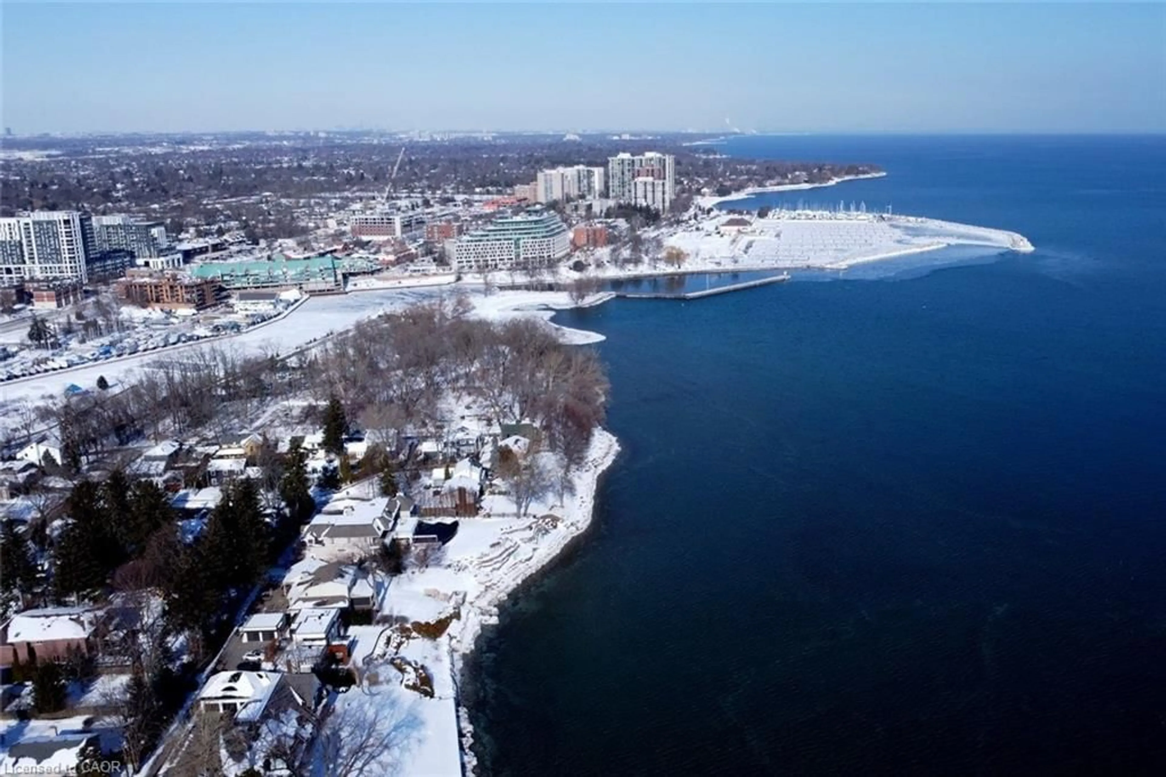 A pic from outside/outdoor area/front of a property/back of a property/a pic from drone, water/lake/river/ocean view for 25 Timber Lane, Oakville Ontario L6L 2Z4