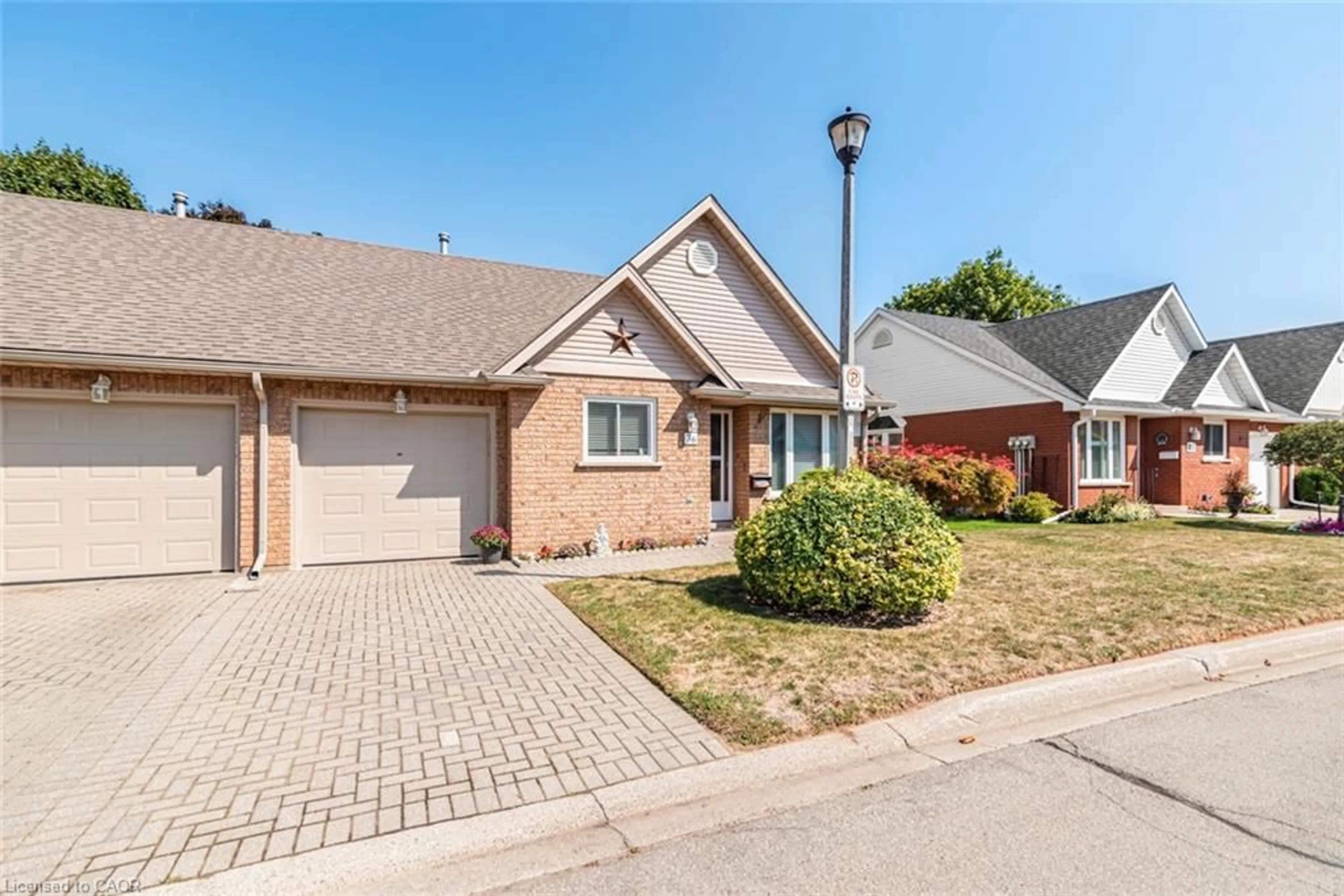 Home with brick exterior material, street for 10 Wentworth Dr #36, Grimsby Ontario L3M 5G3