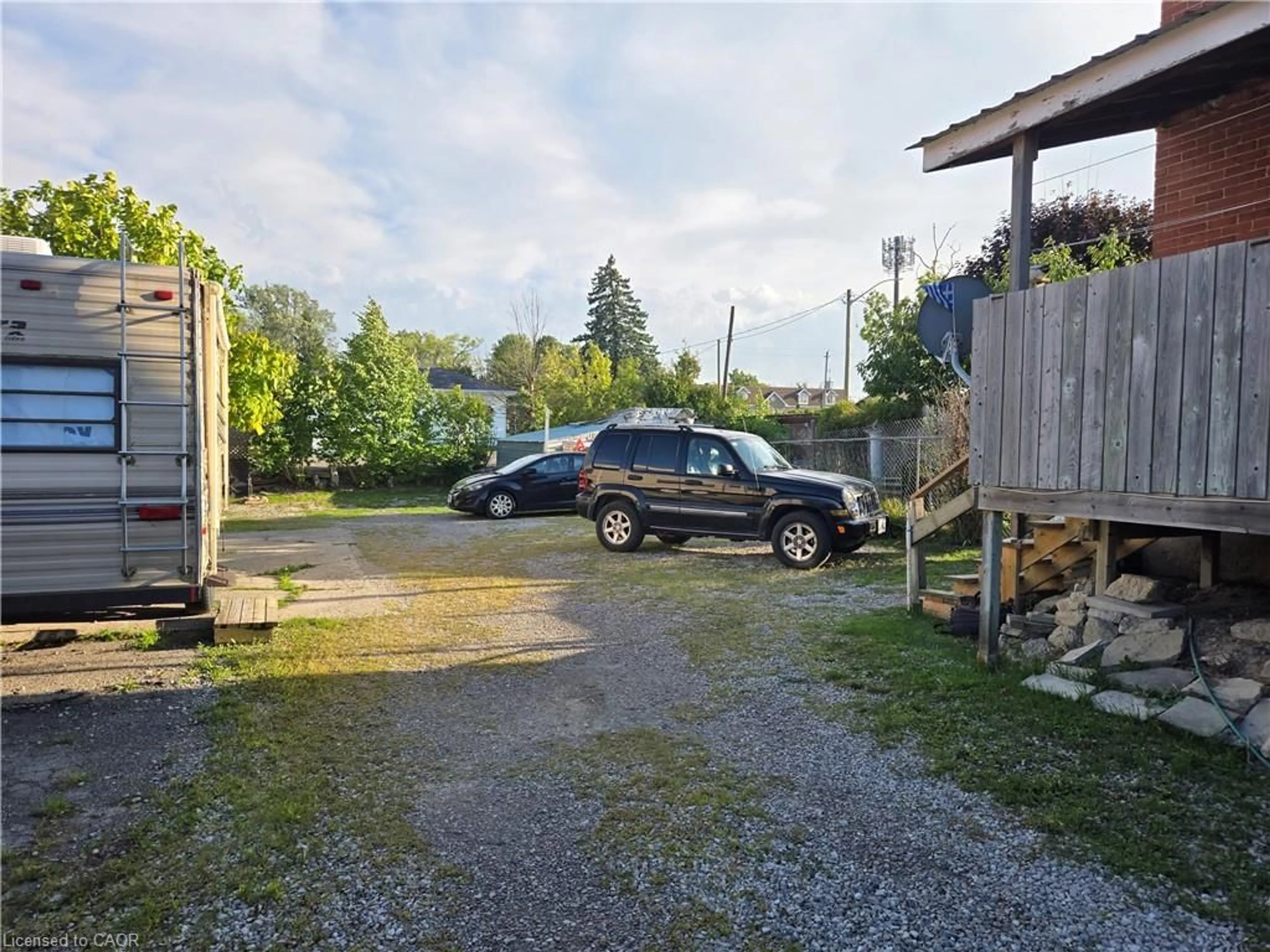 A pic from outside/outdoor area/front of a property/back of a property/a pic from drone, street for 13 Talbot St, Cayuga Ontario N0A 1E0