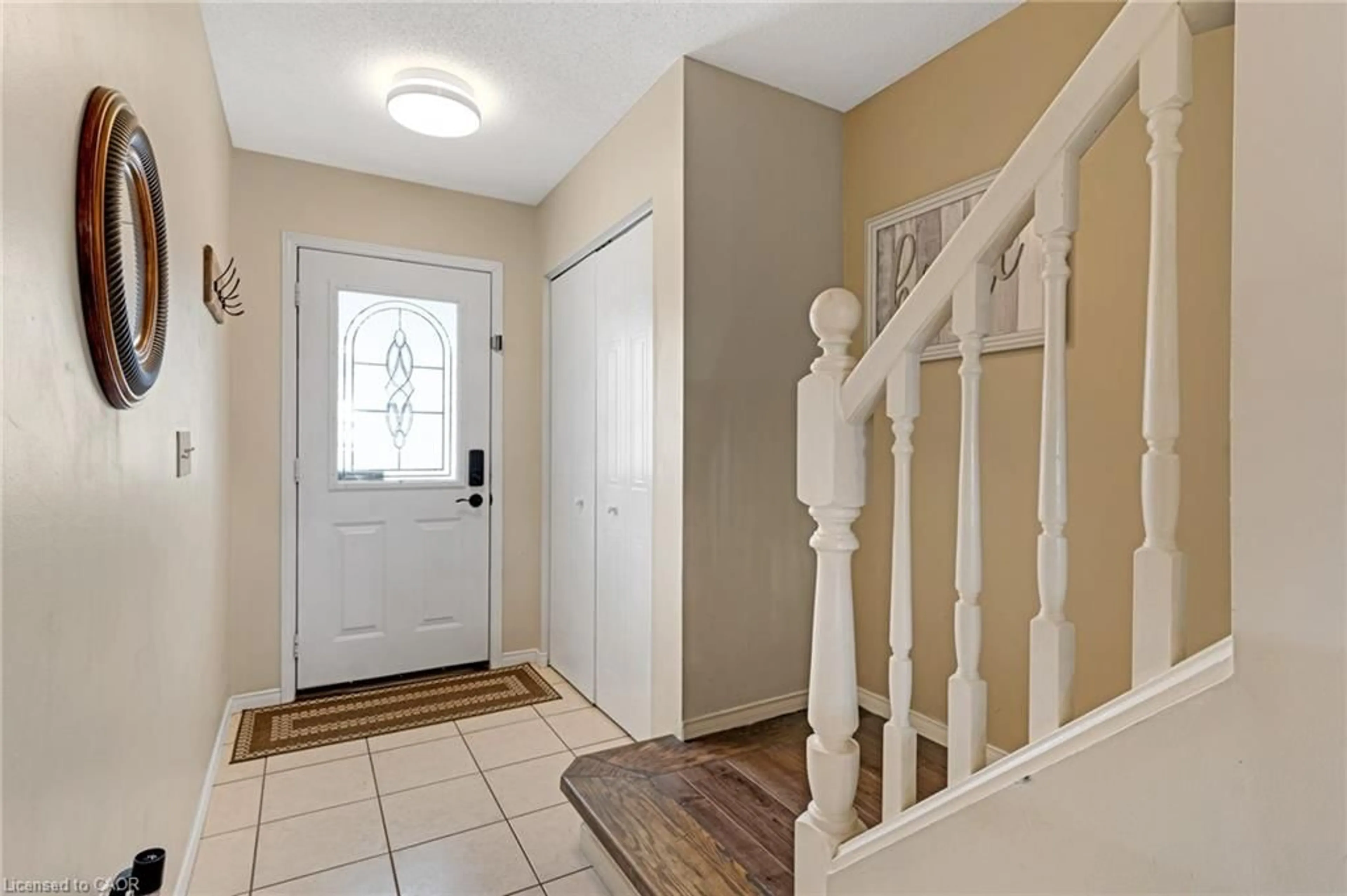 Indoor entryway for 129 Werstine Terr, Cambridge Ontario N3C 4H1