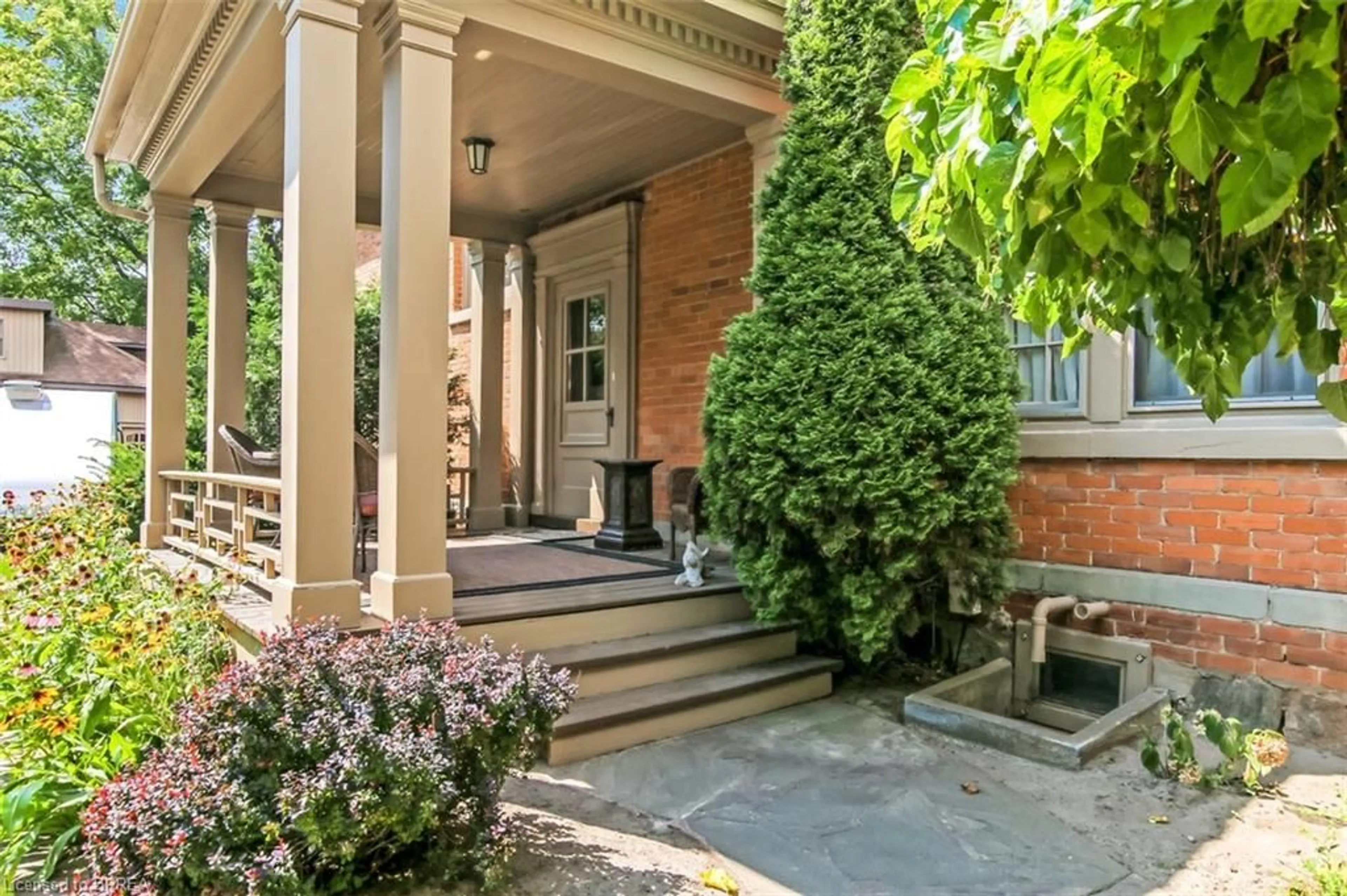 Unknown for 138 St. James St, Waterford Ontario N0E 1Y0