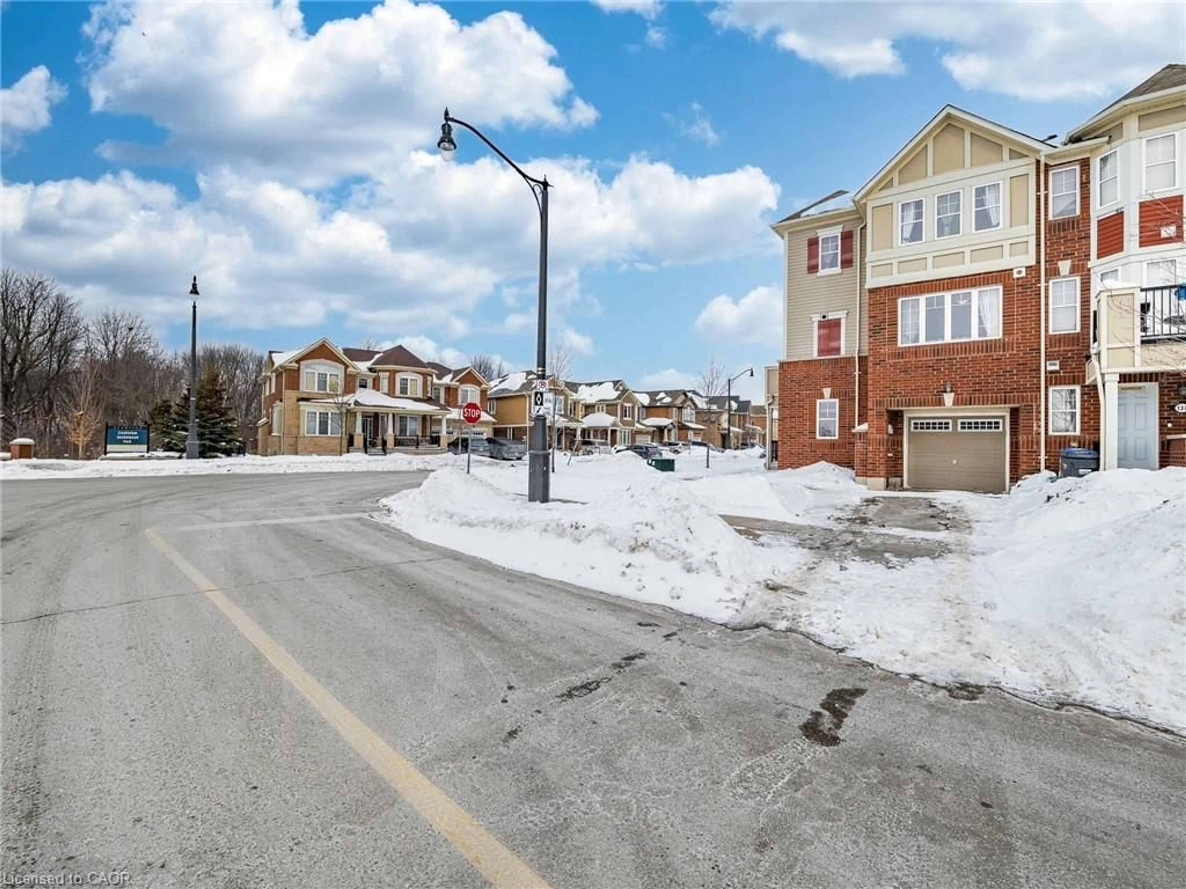 Parking for 65 Aylesbury Dr, Brampton Ontario L7A 0W2