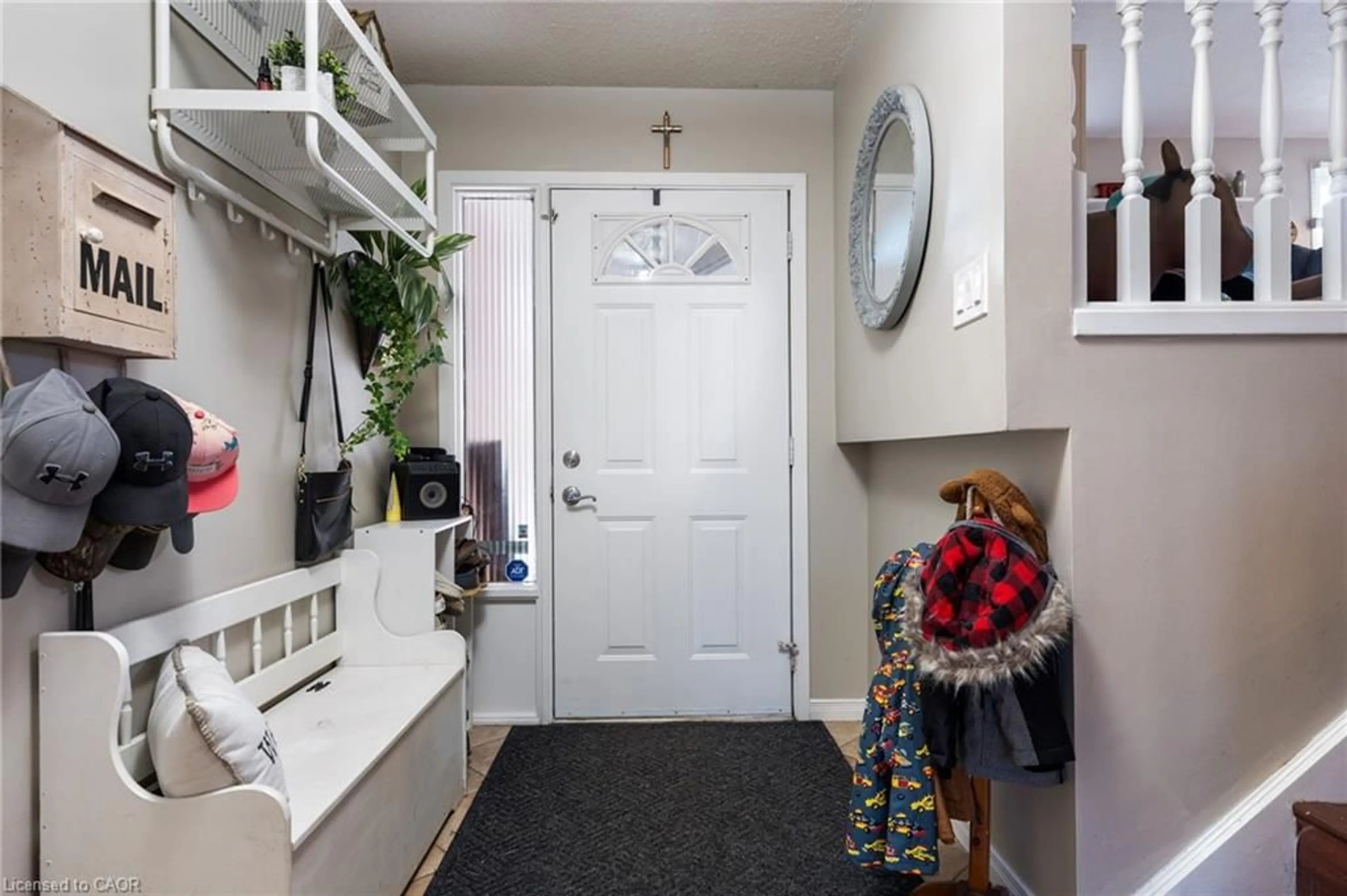 Indoor entryway for 9 Turner Dr, Simcoe Ontario N3Y 5E9