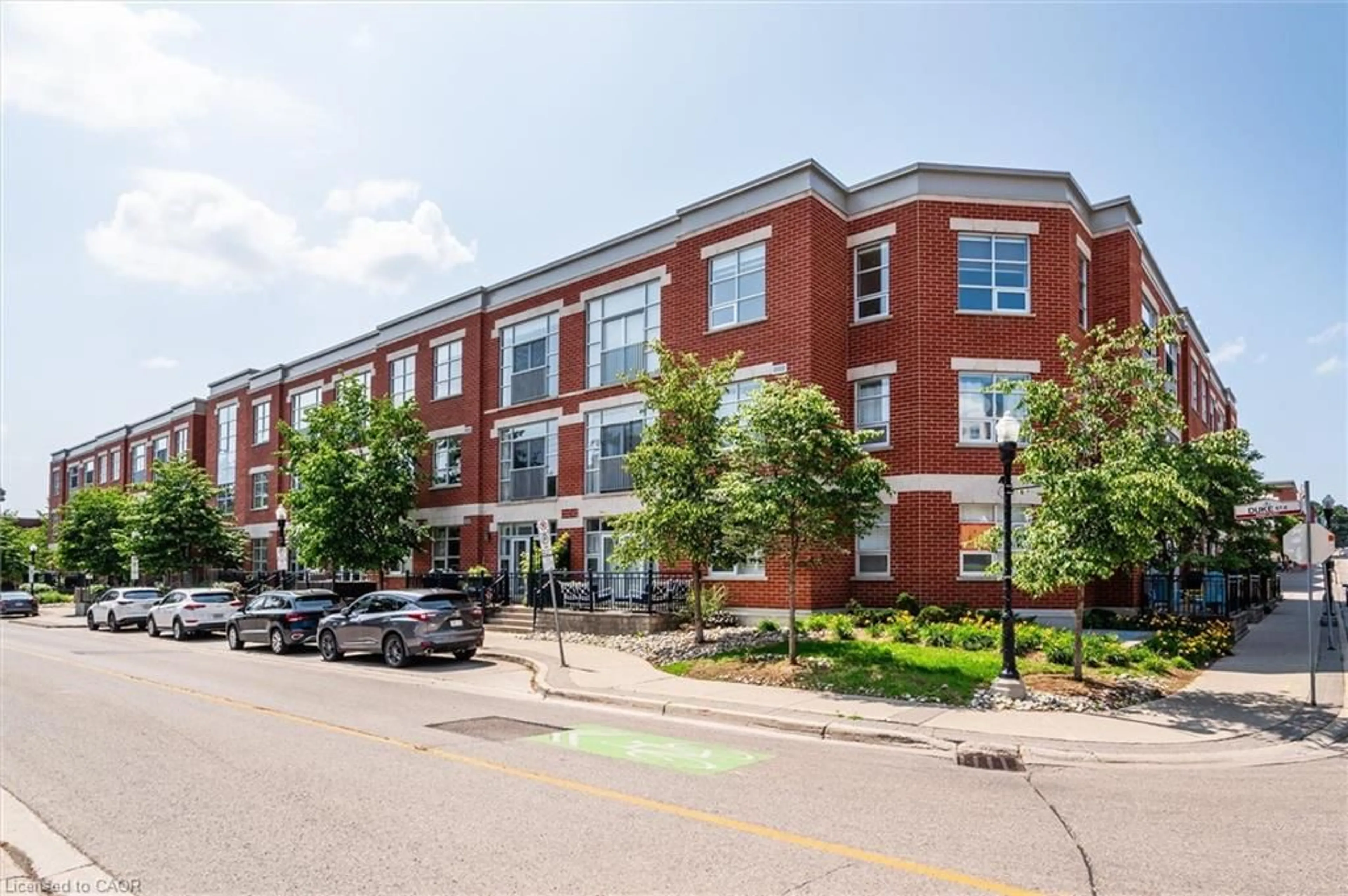 Unknown for 165 Duke St #218, Kitchener Ontario N2H 6T8