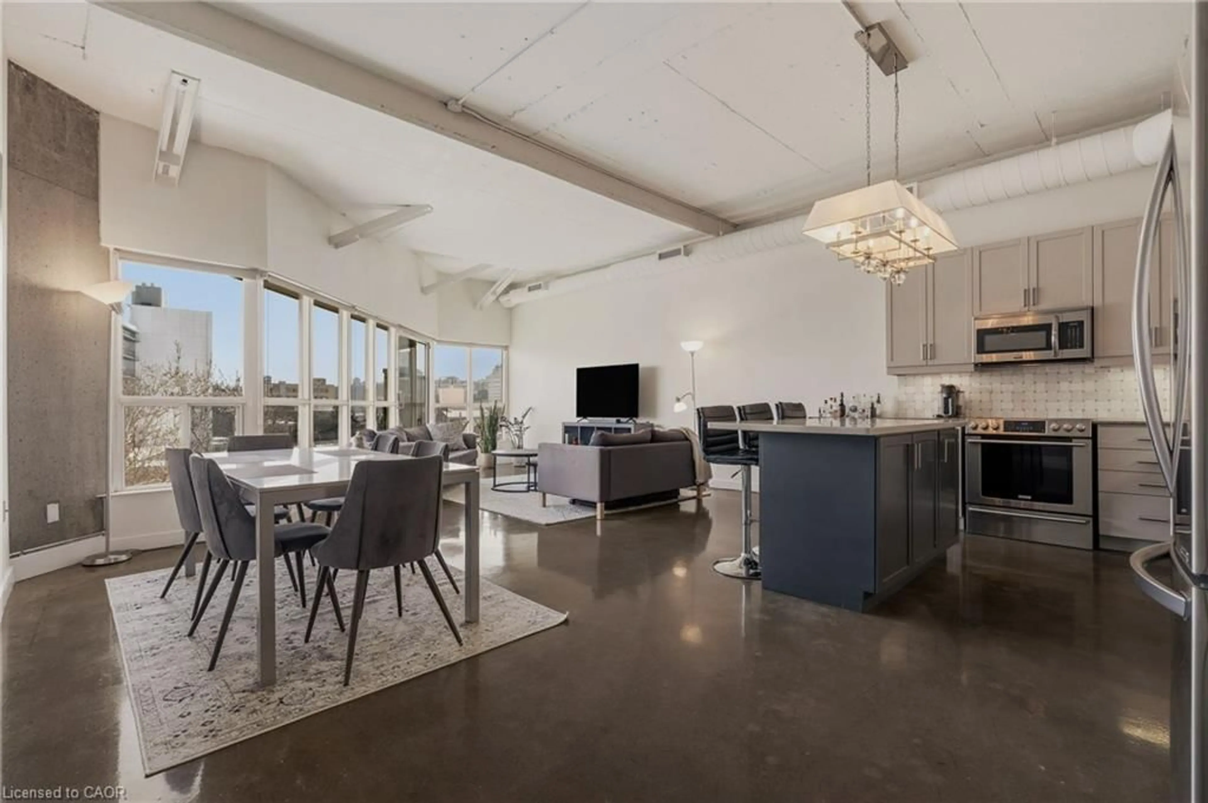 A pic of a room for 66 Bay St #504, Hamilton Ontario L8P 4Z6