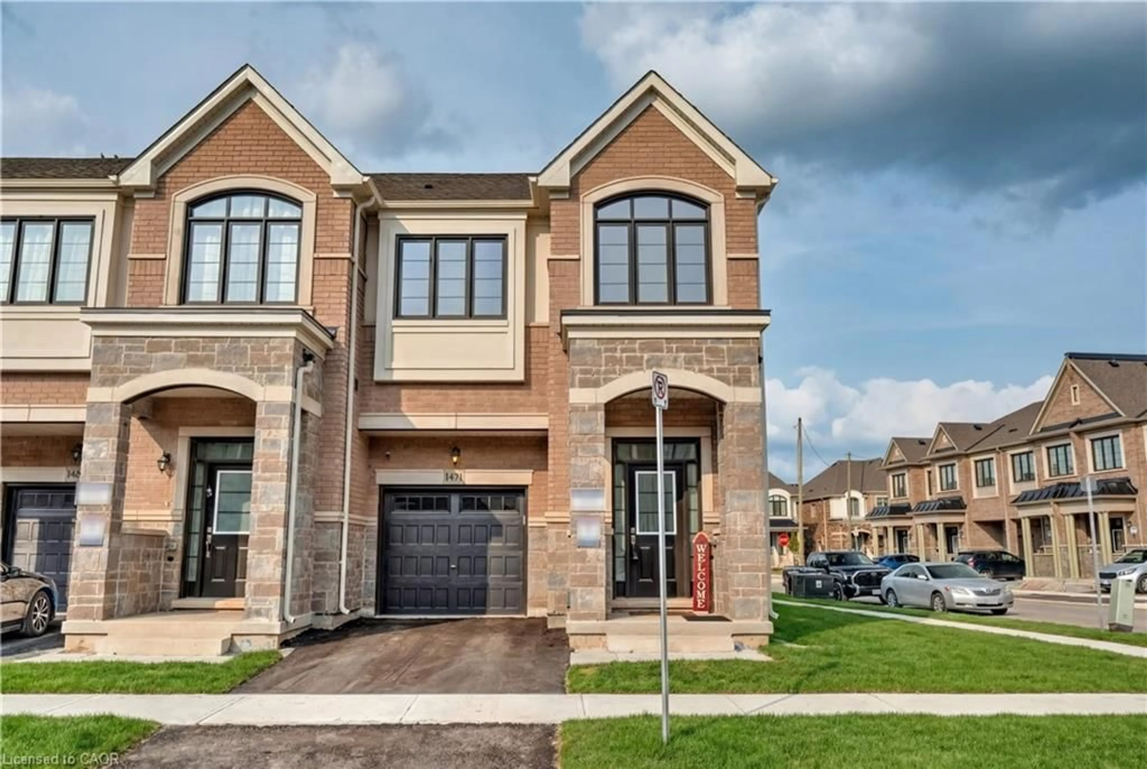 Home with brick exterior material, street for 1471 Watercress Way, Milton Ontario L9T 2X5