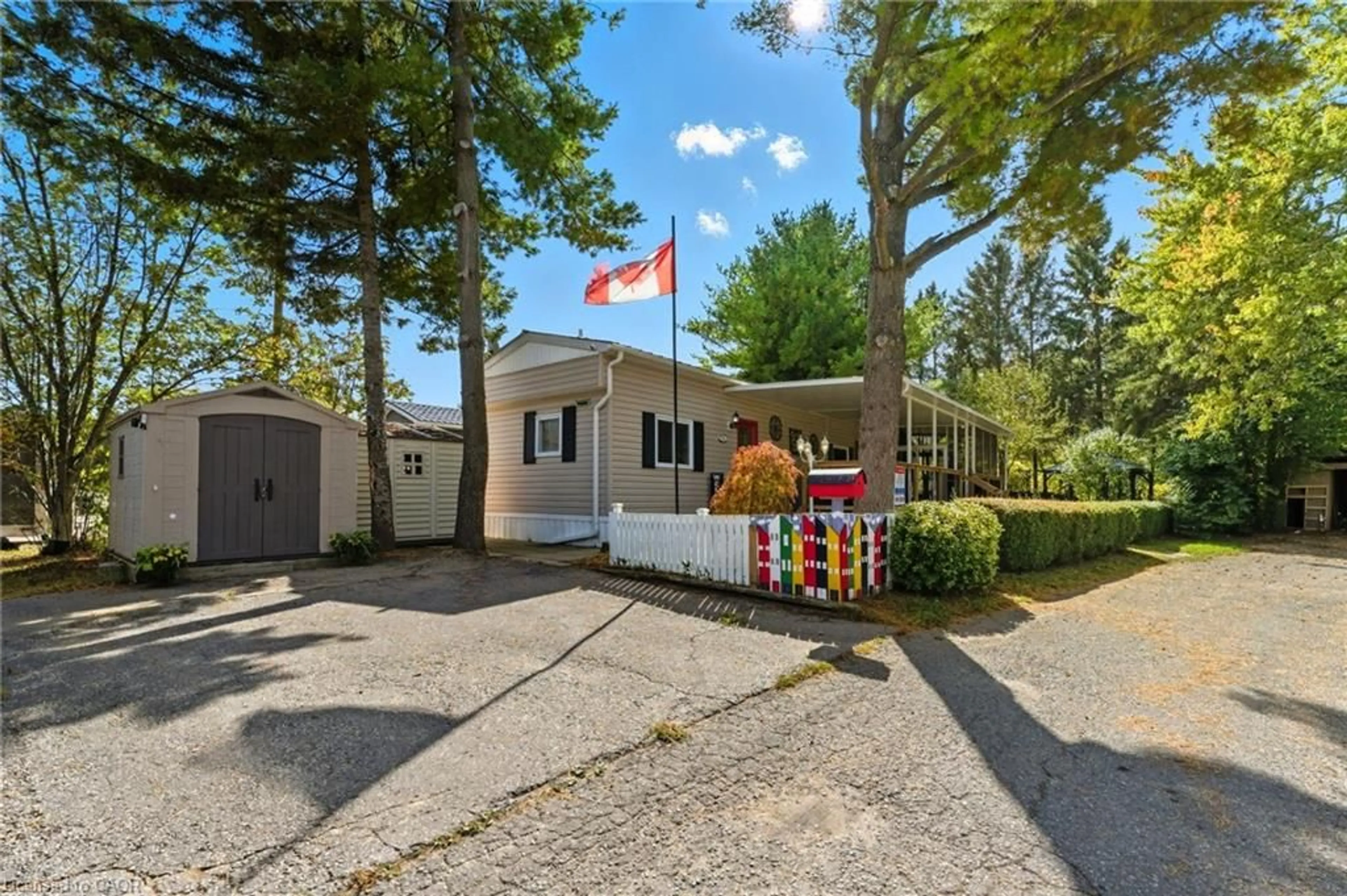 Unknown for 673 Brant Waterloo Rd #518, Ayr Ontario N0B 1E0