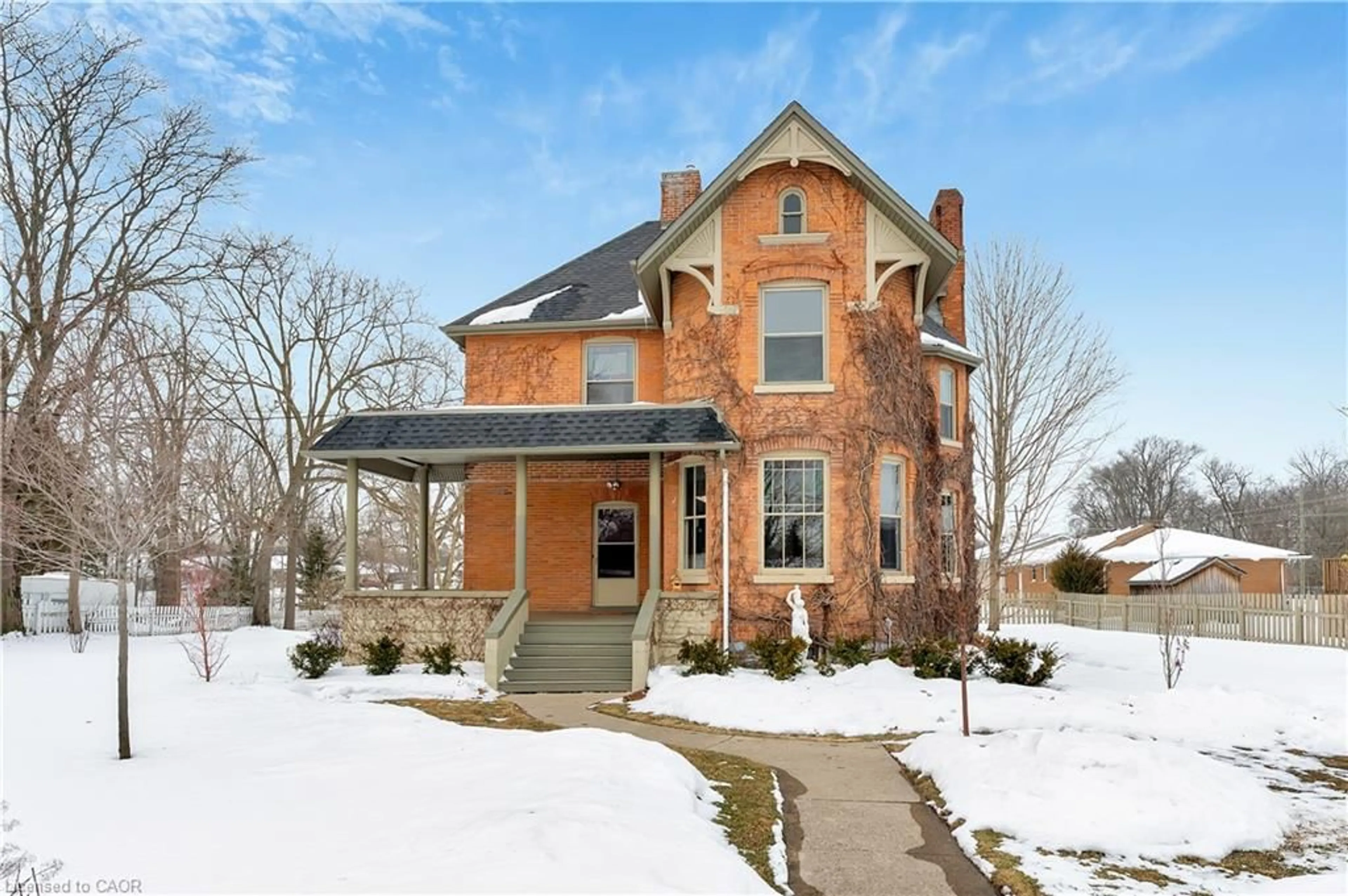 Home with brick exterior material, street for 4 Sherman St, Thamesville Ontario N0P 2K0