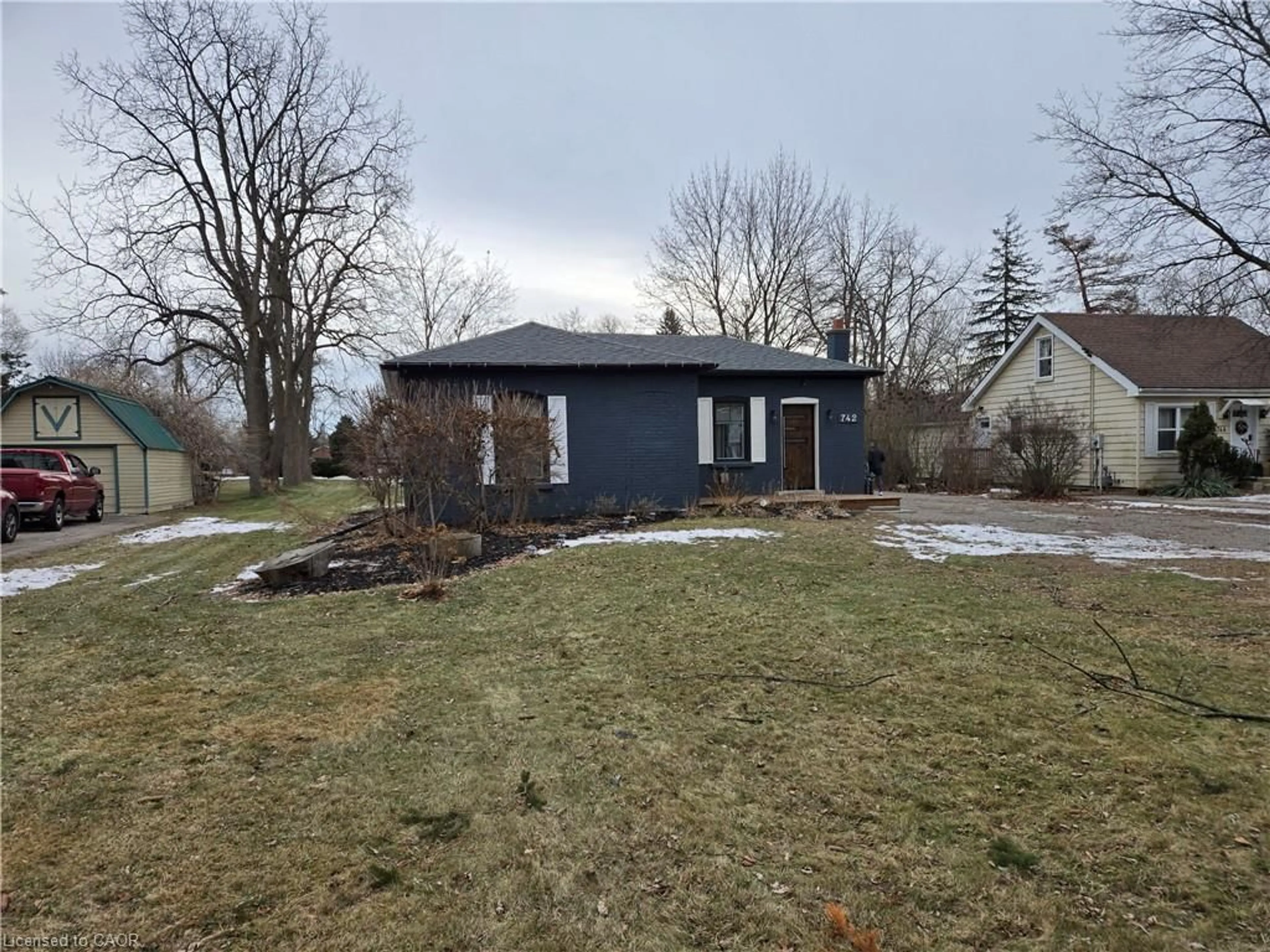 A pic from outside/outdoor area/front of a property/back of a property/a pic from drone, street for 742 Mount Pleasant Rd, Mount Pleasant Ontario N0E 1K0