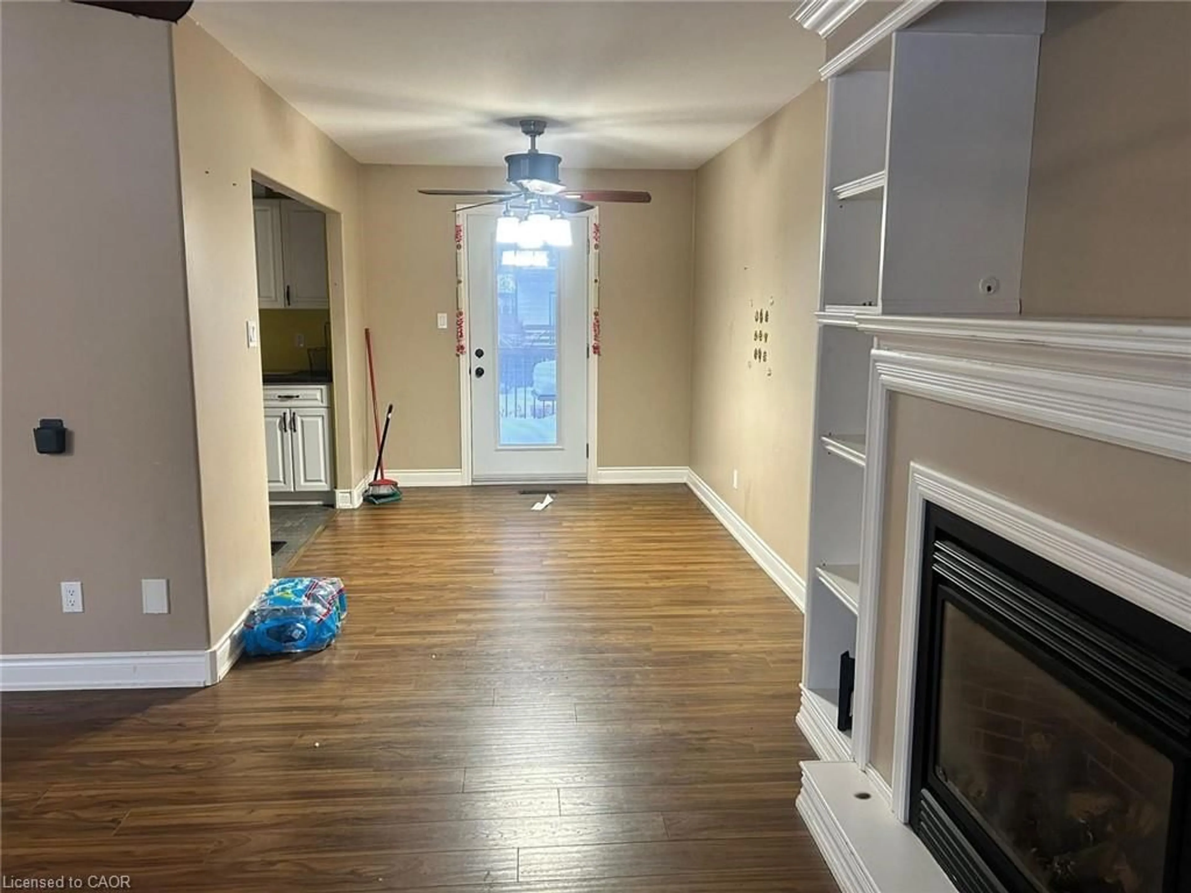 A pic of a room for 122 Fundy Ave, London Ontario N5W 1R9