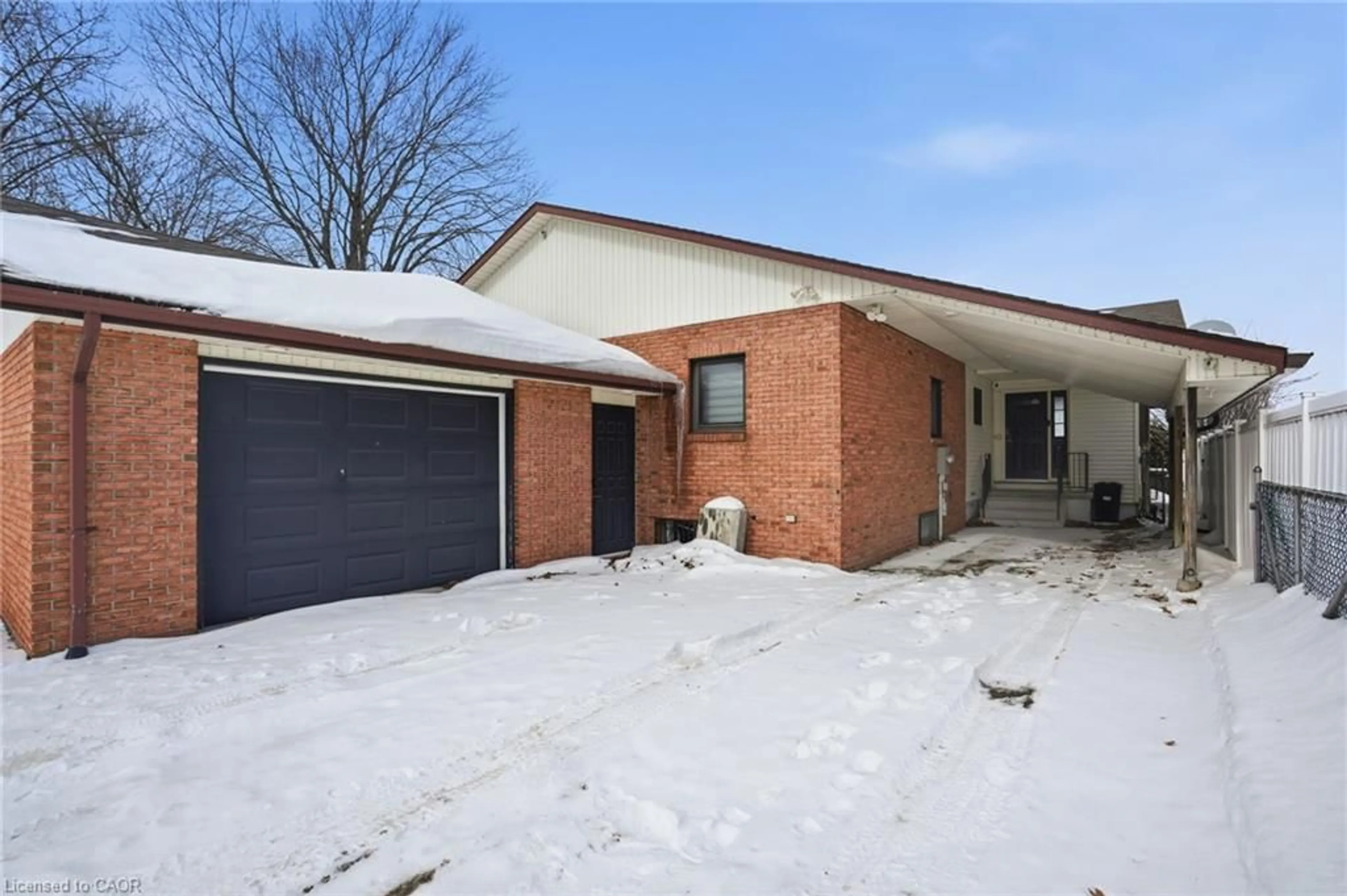 Home with brick exterior material, street for 8 Firelane 14d Rd, Niagara-on-the-Lake Ontario L0S 1J0