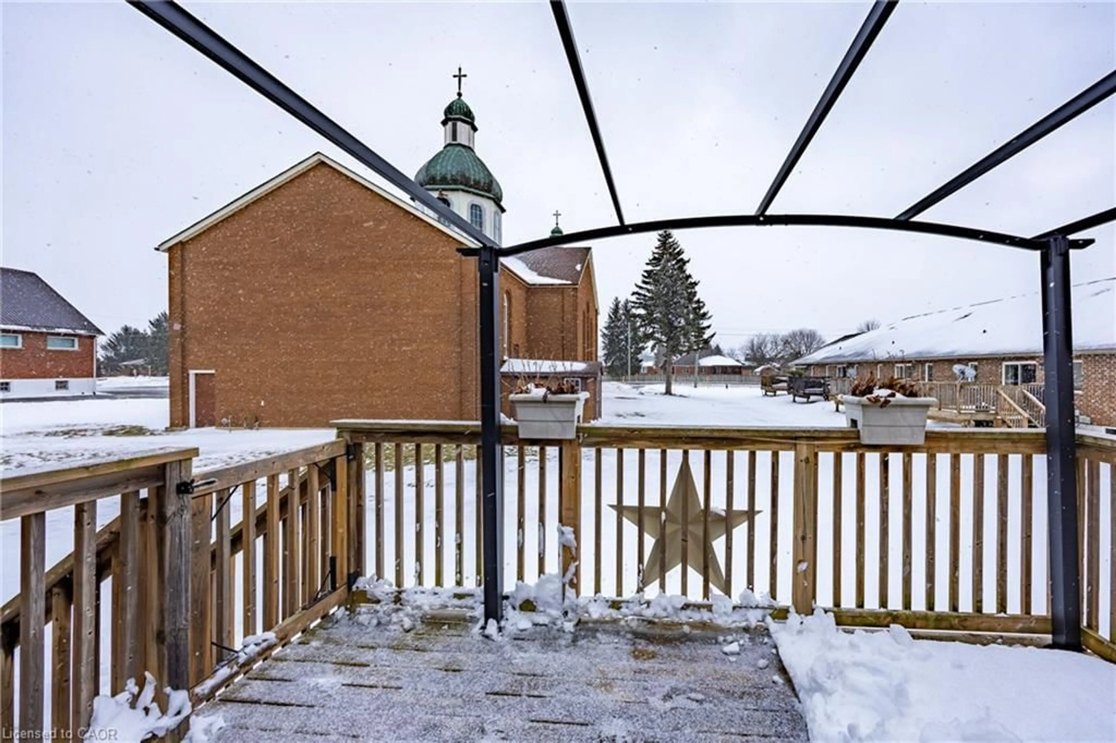 Patio, street for 23 Trinity Lane, Waterford Ontario N0E 1Y0