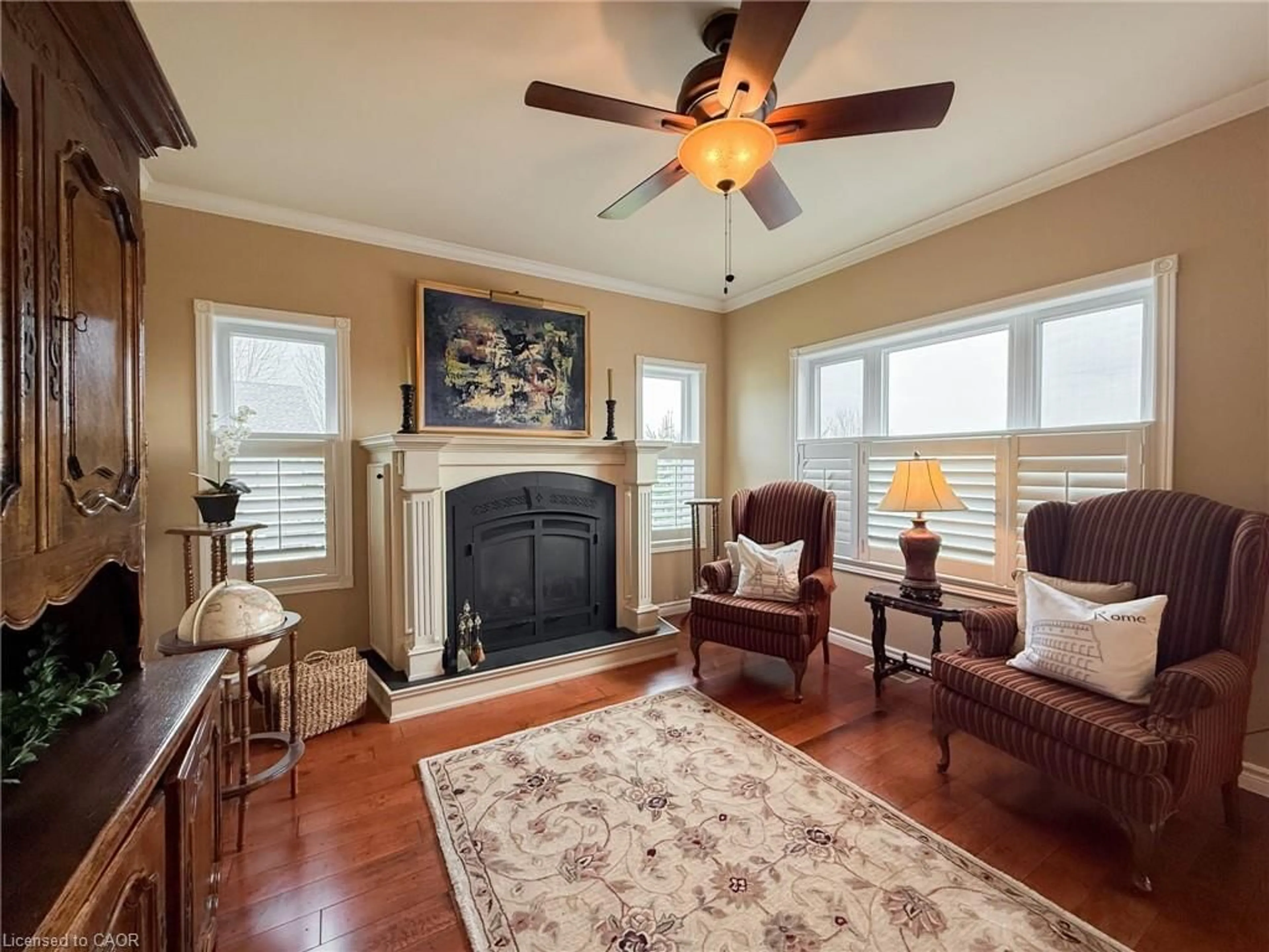 Living room with furniture, unknown for 14 East St, Port Dover Ontario N0A 1N5