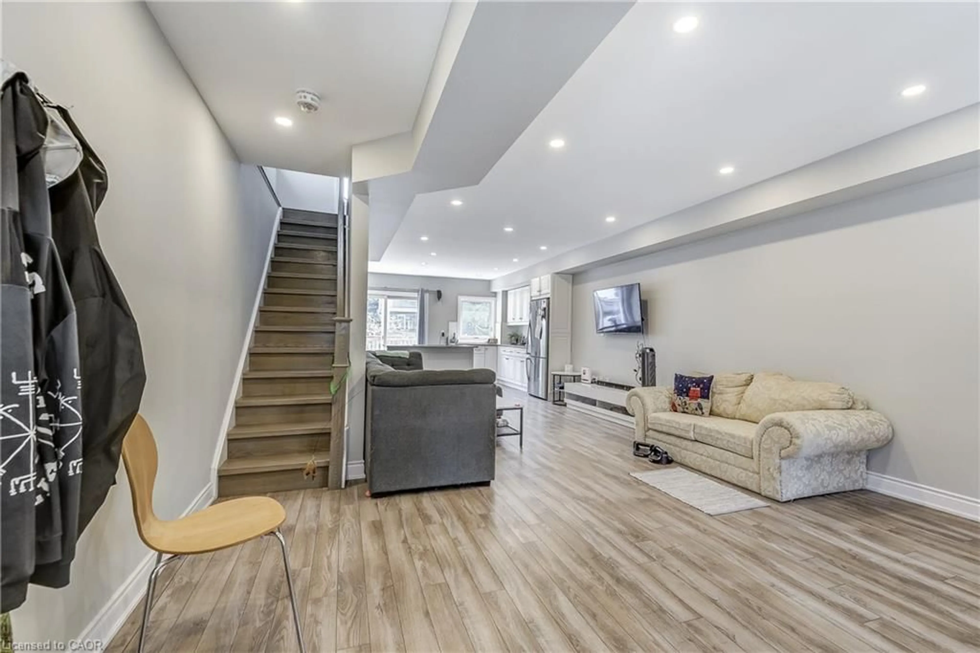 Unknown for 88 Rosslyn Ave, Hamilton Ontario L8L 7P4