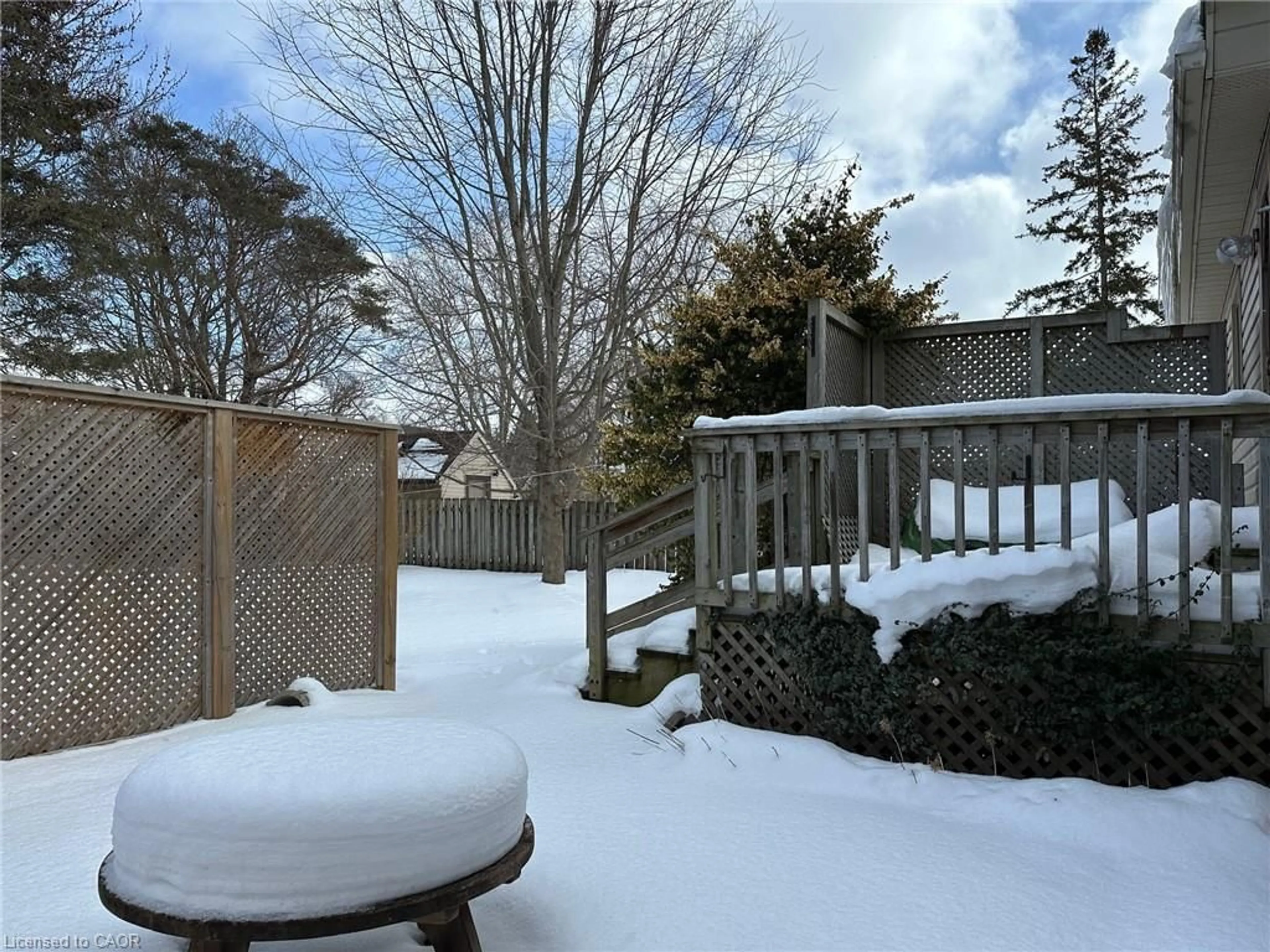 Patio, unknown for 220 Regent Ave, Port Dover Ontario N0A 1N0