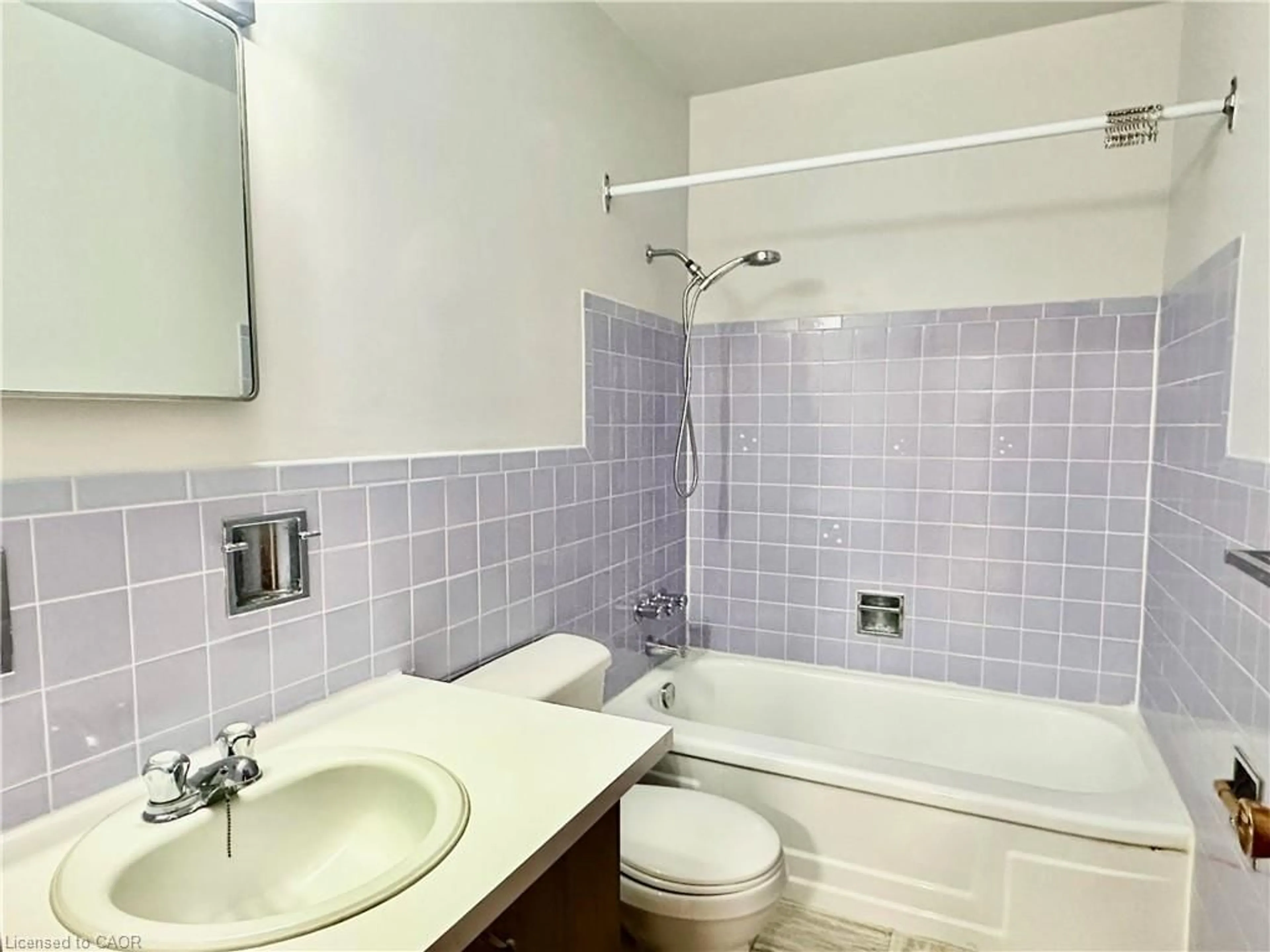 Standard bathroom, ceramic/tile floor for 11 Woodman Dr, Hamilton Ontario L8K 4E3