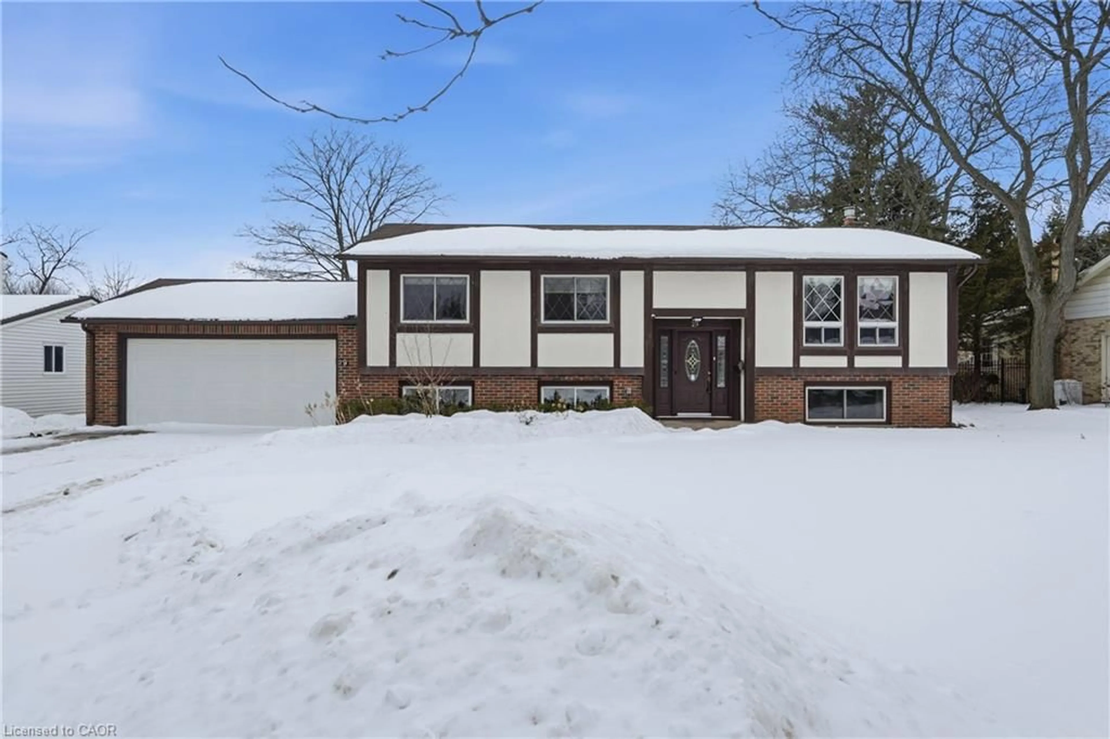 Unknown for 29 Governors Rd, Grimsby Ontario L3M 2Y3